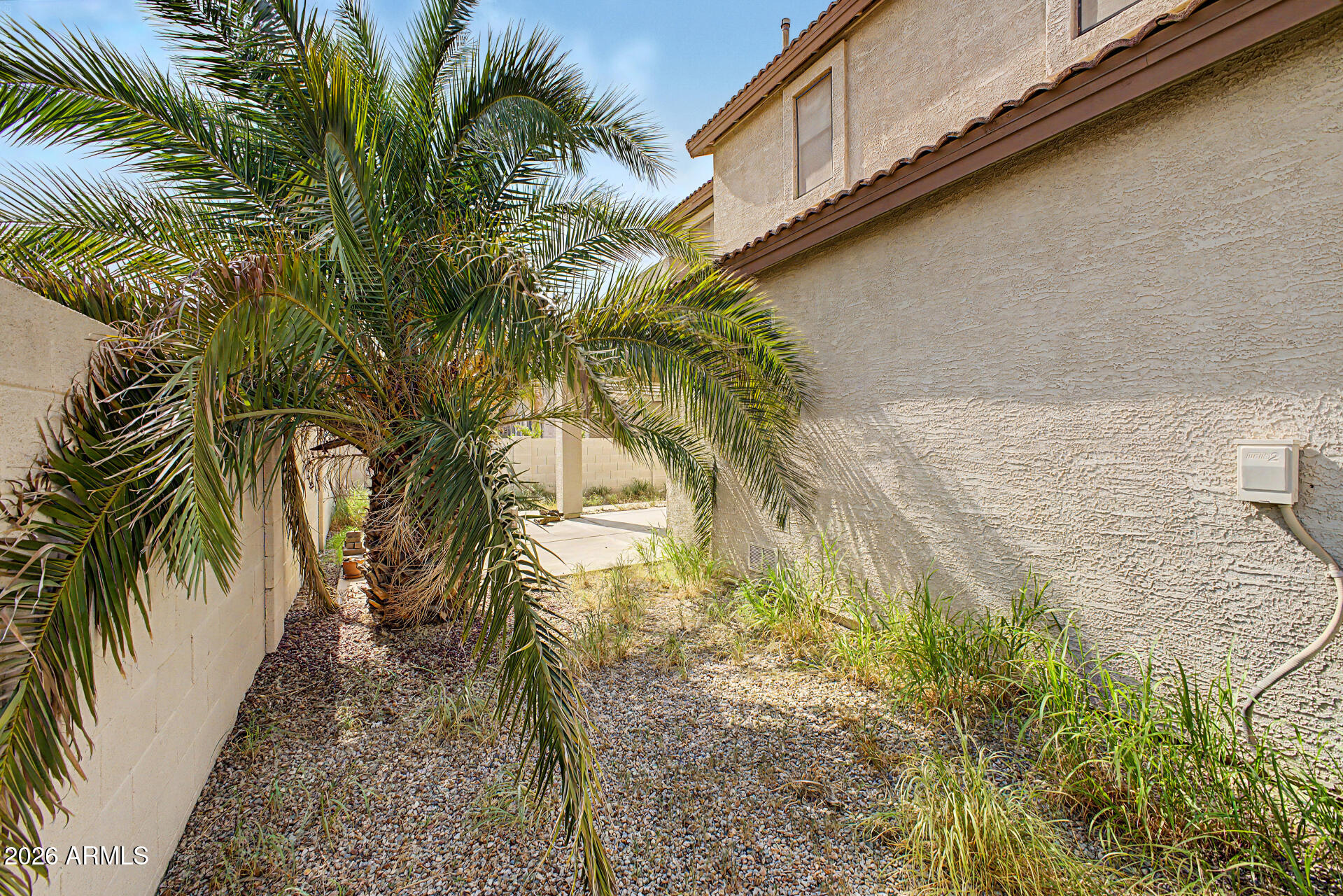 5339 E HOPI Avenue