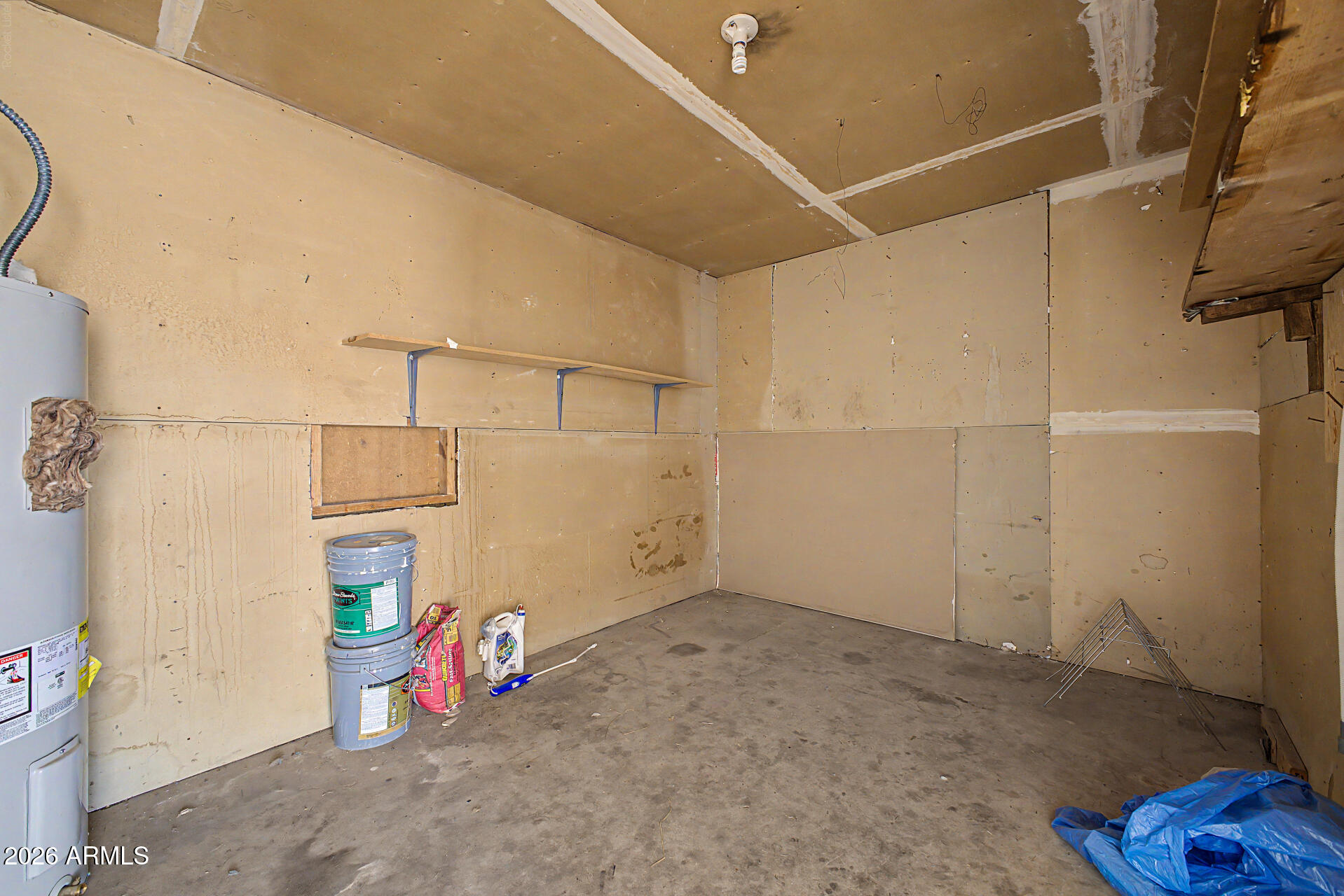 932 W Libra Drive