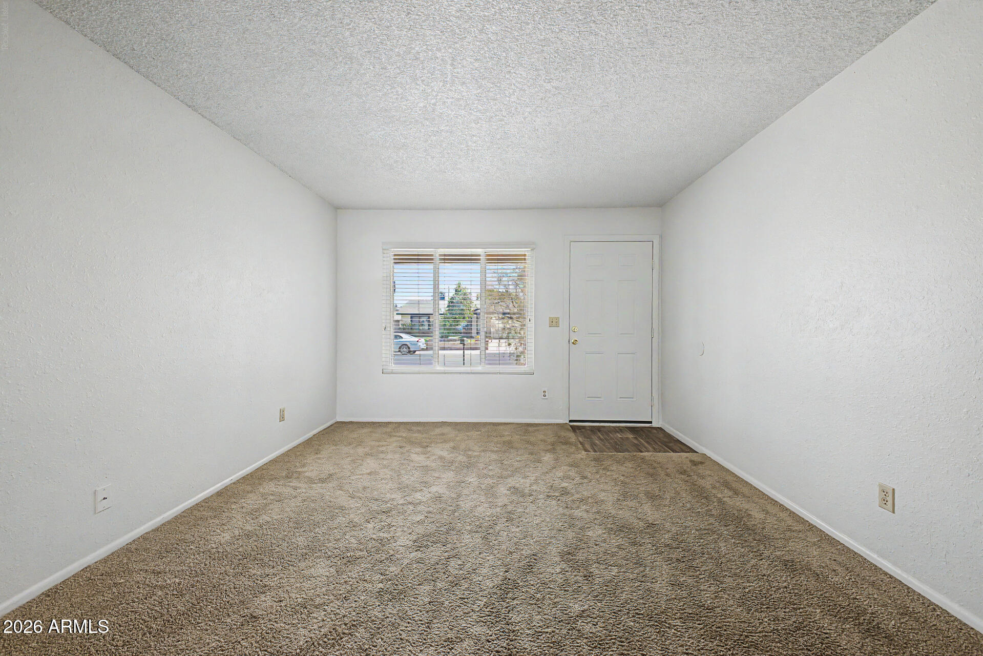 932 W Libra Drive