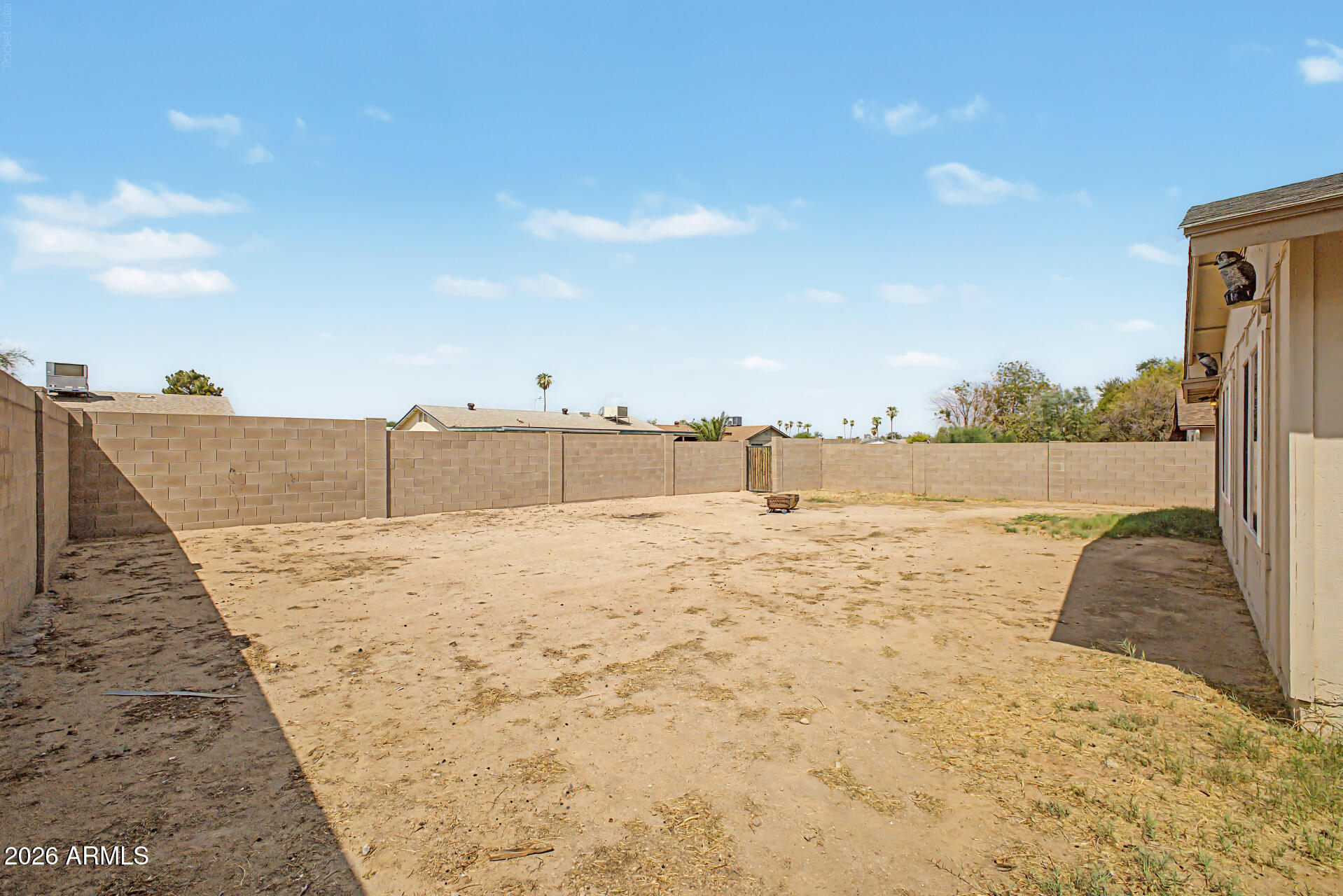 932 W Libra Drive