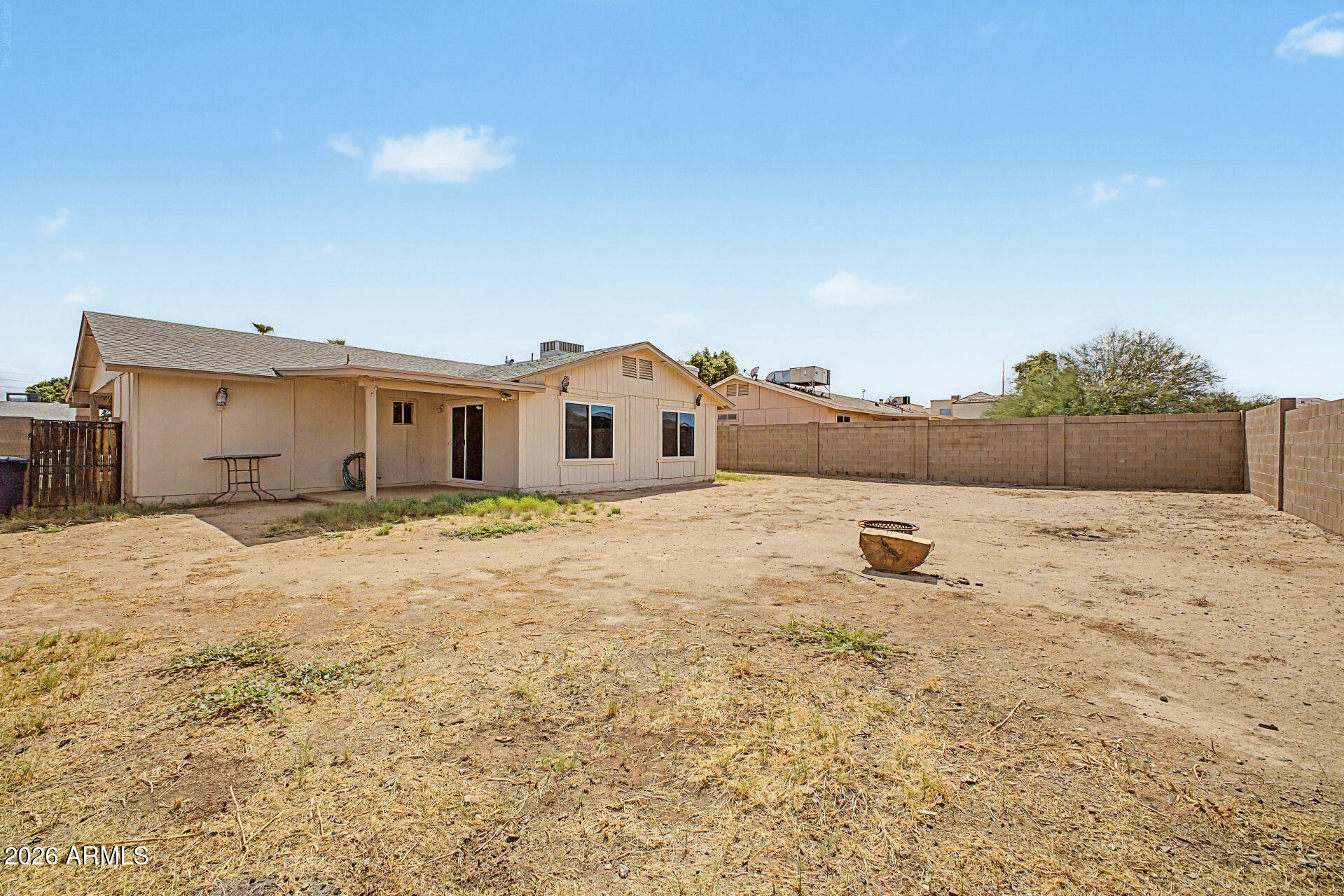 932 W Libra Drive