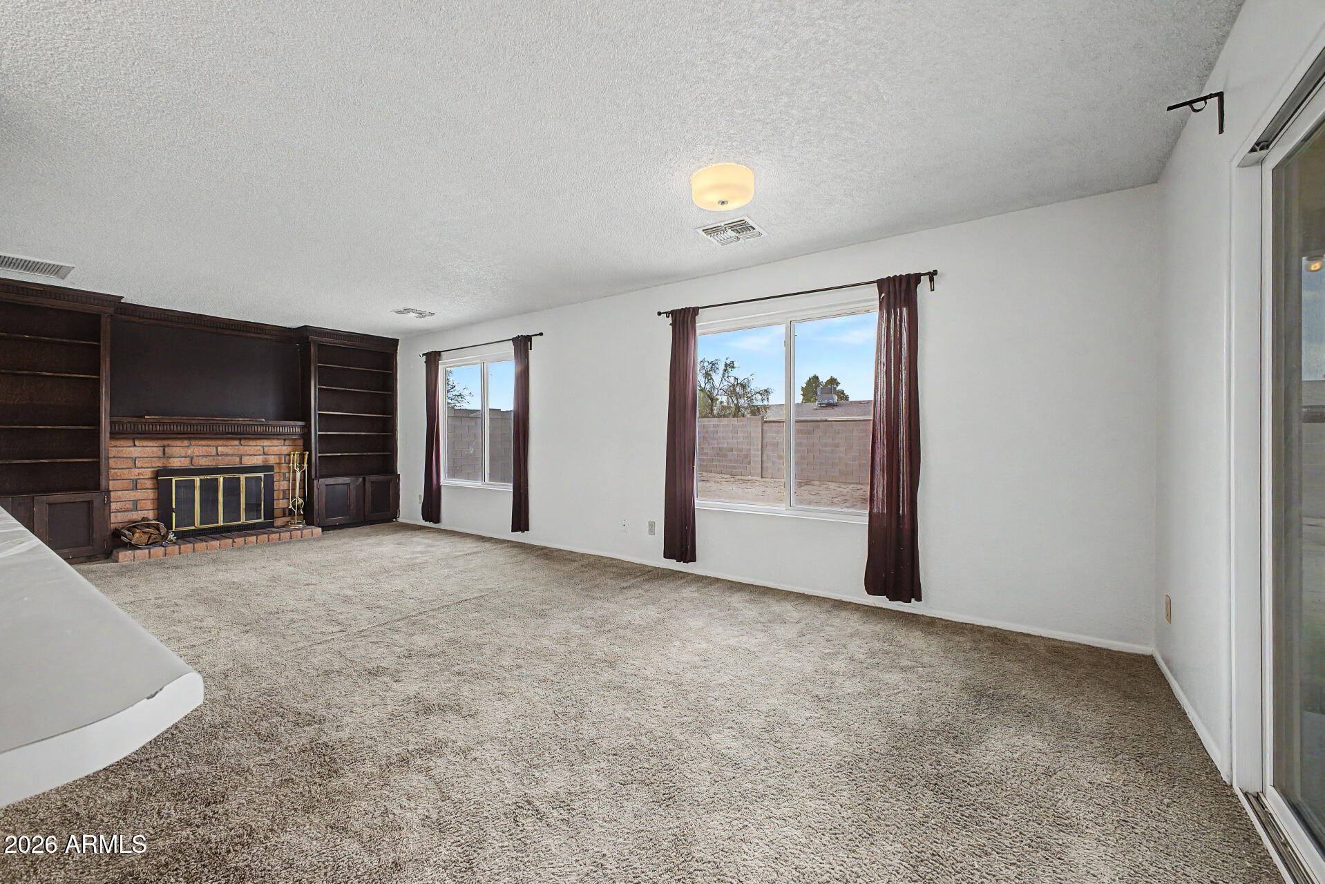 932 W Libra Drive