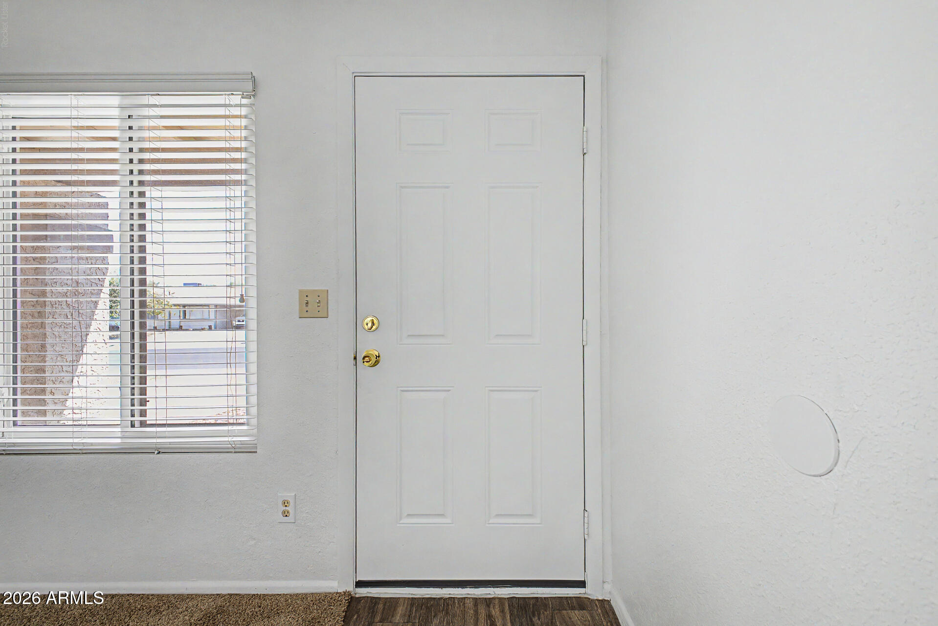 932 W Libra Drive
