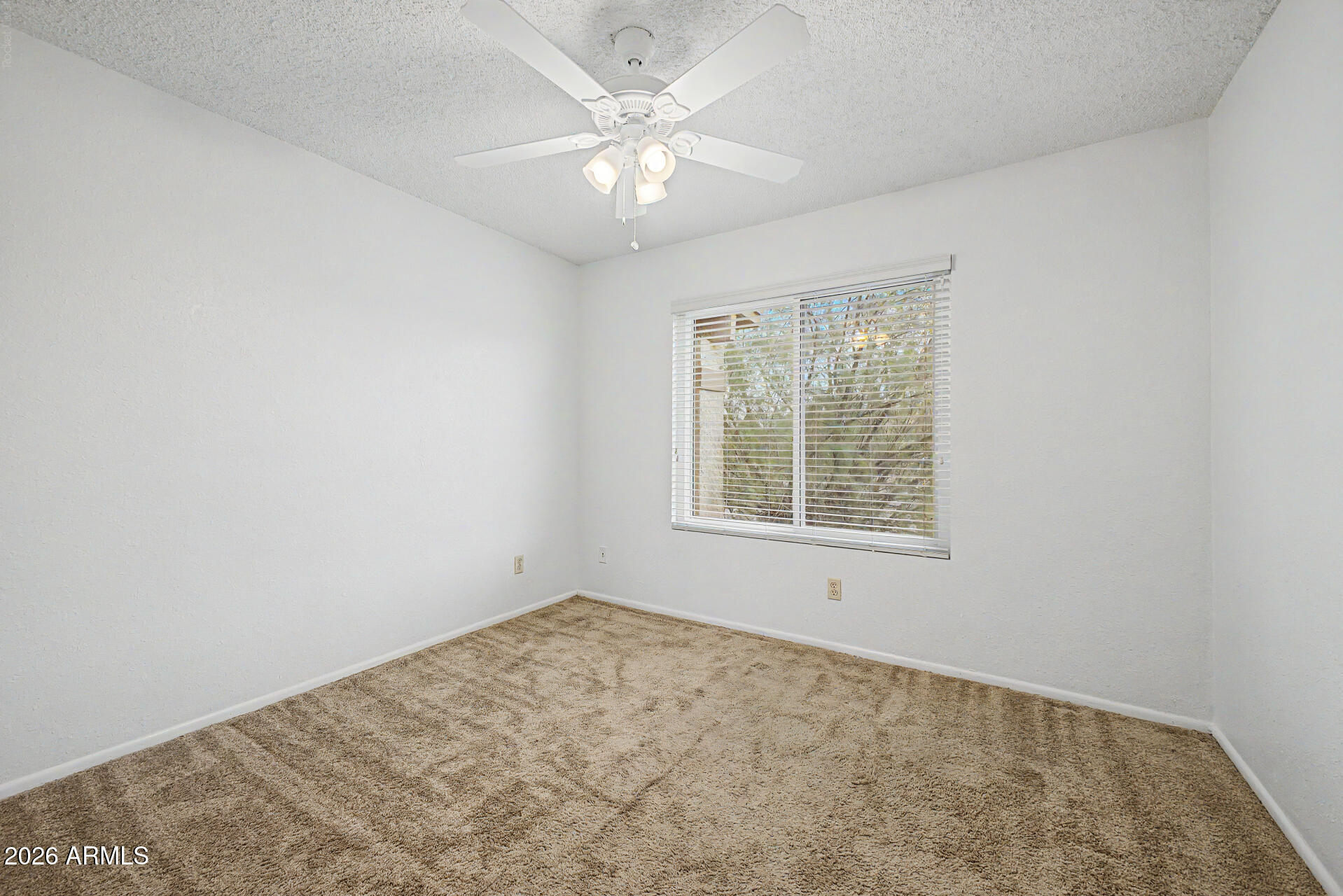932 W Libra Drive