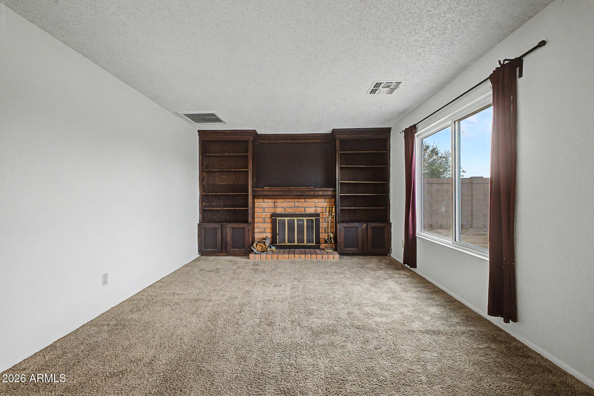 932 W Libra Drive