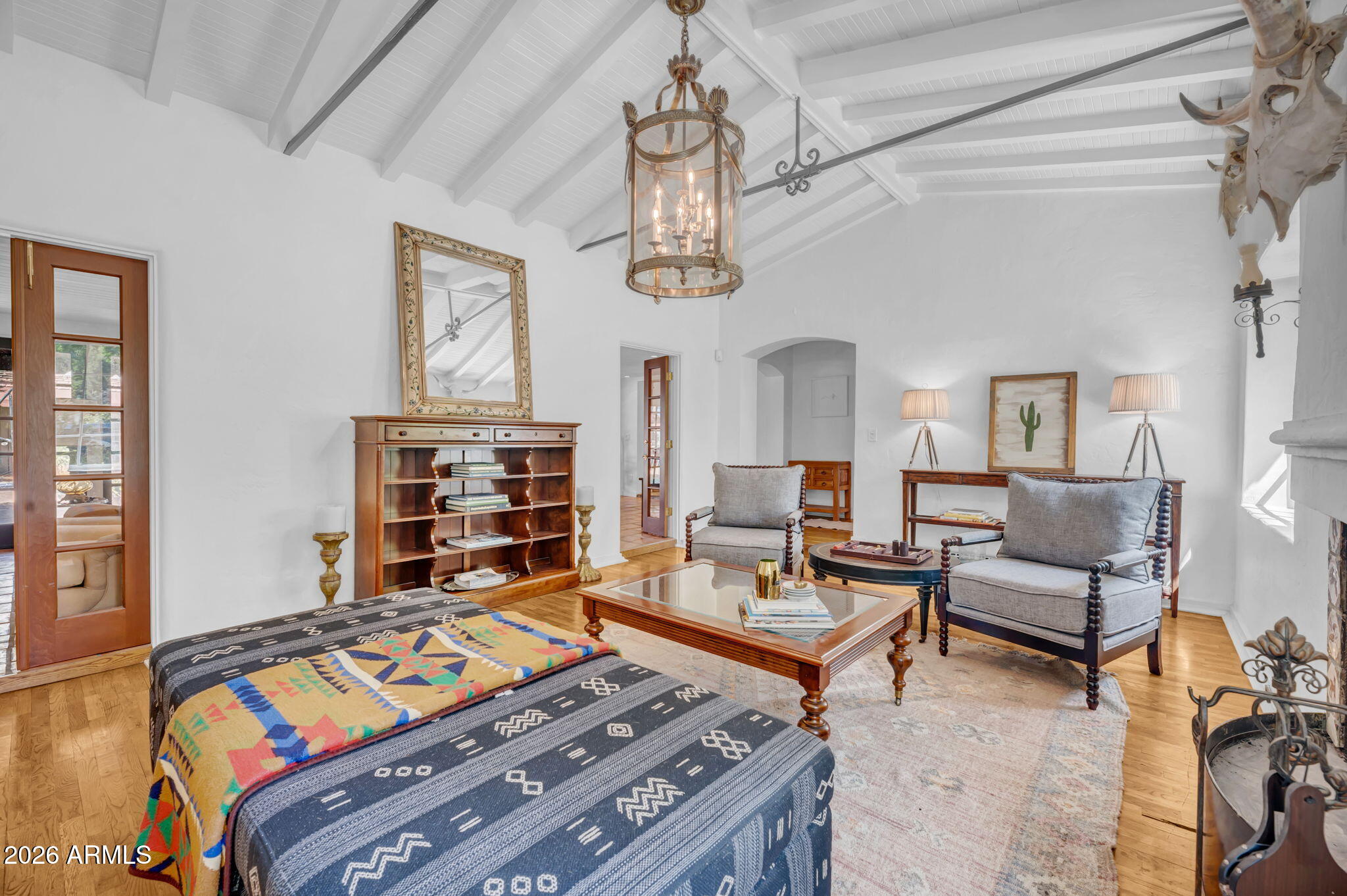 2102 ENCANTO Drive SW