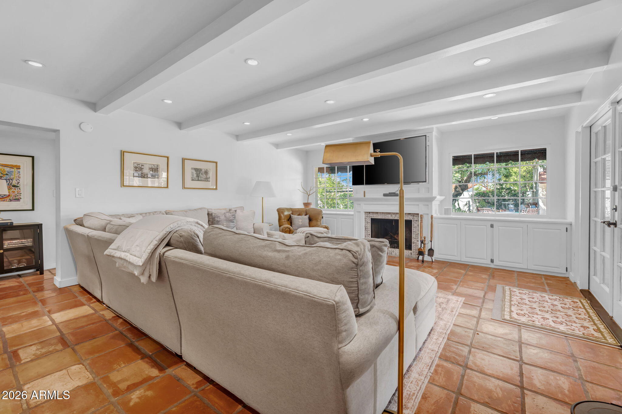 2102 ENCANTO Drive SW