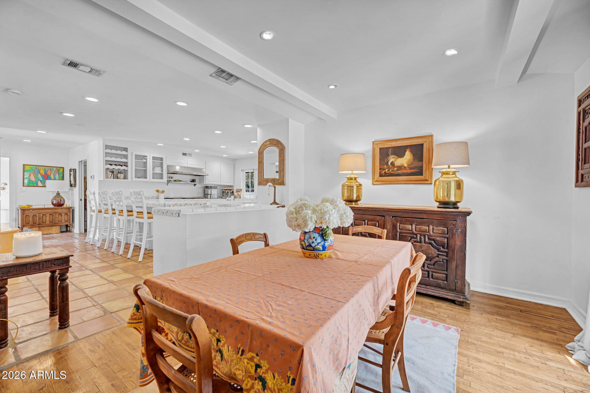 2102 ENCANTO Drive SW