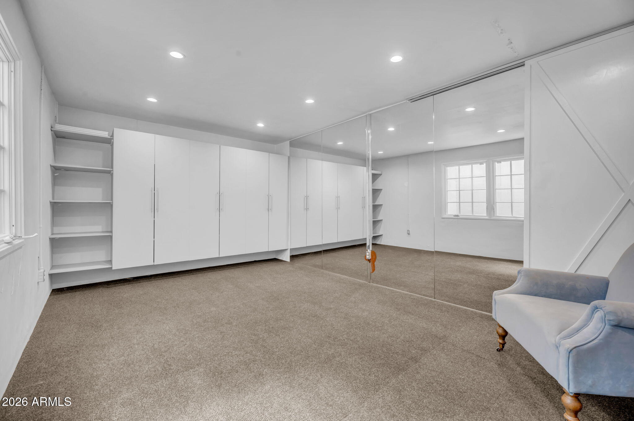 2102 ENCANTO Drive SW