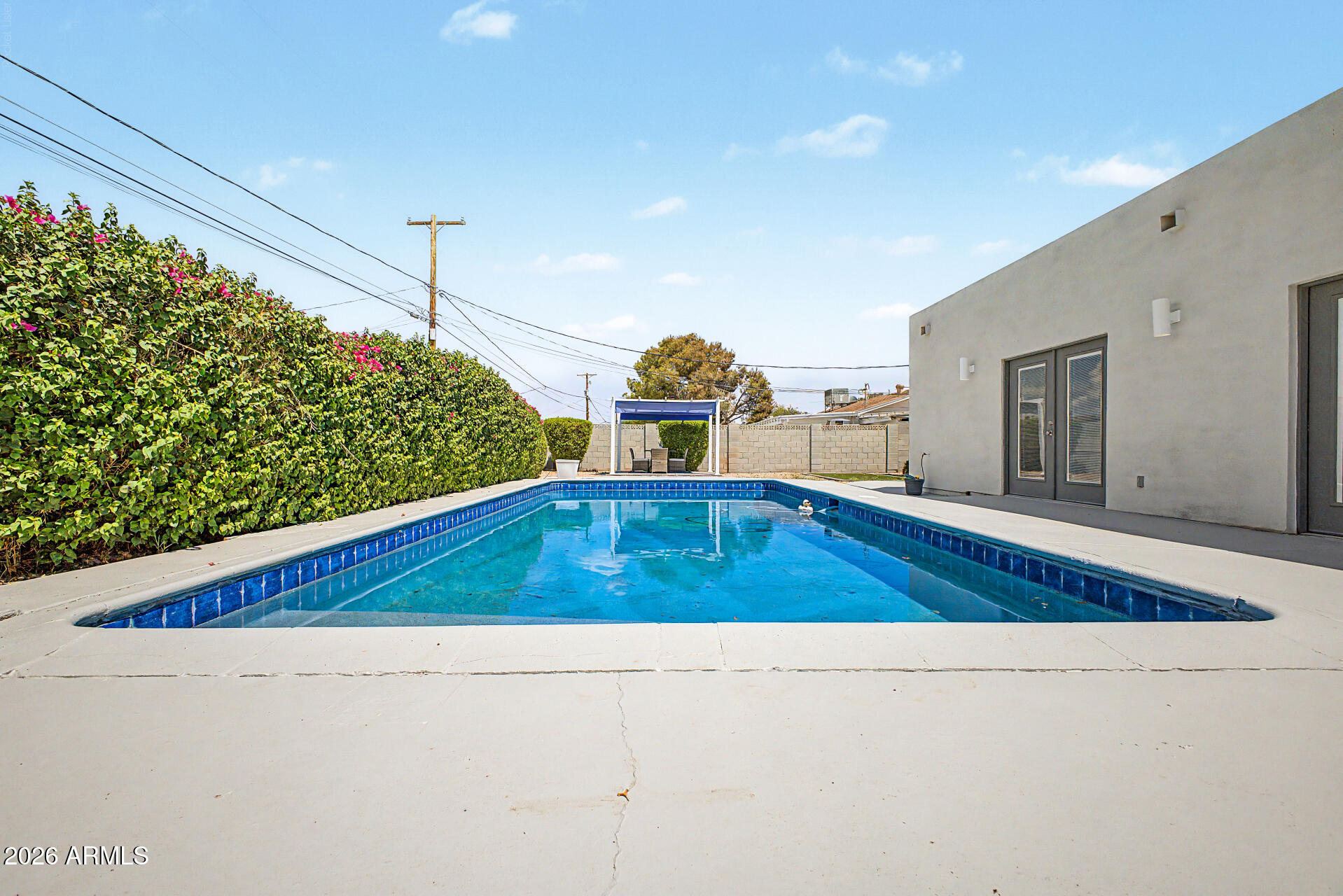 7422 E HUBBELL Street