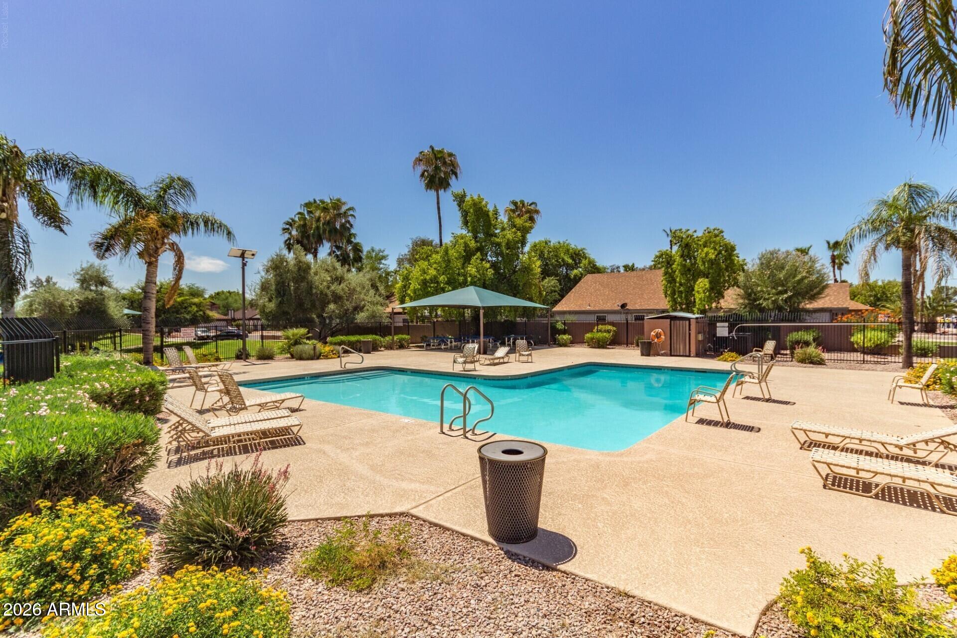 857 E MANOR Drive