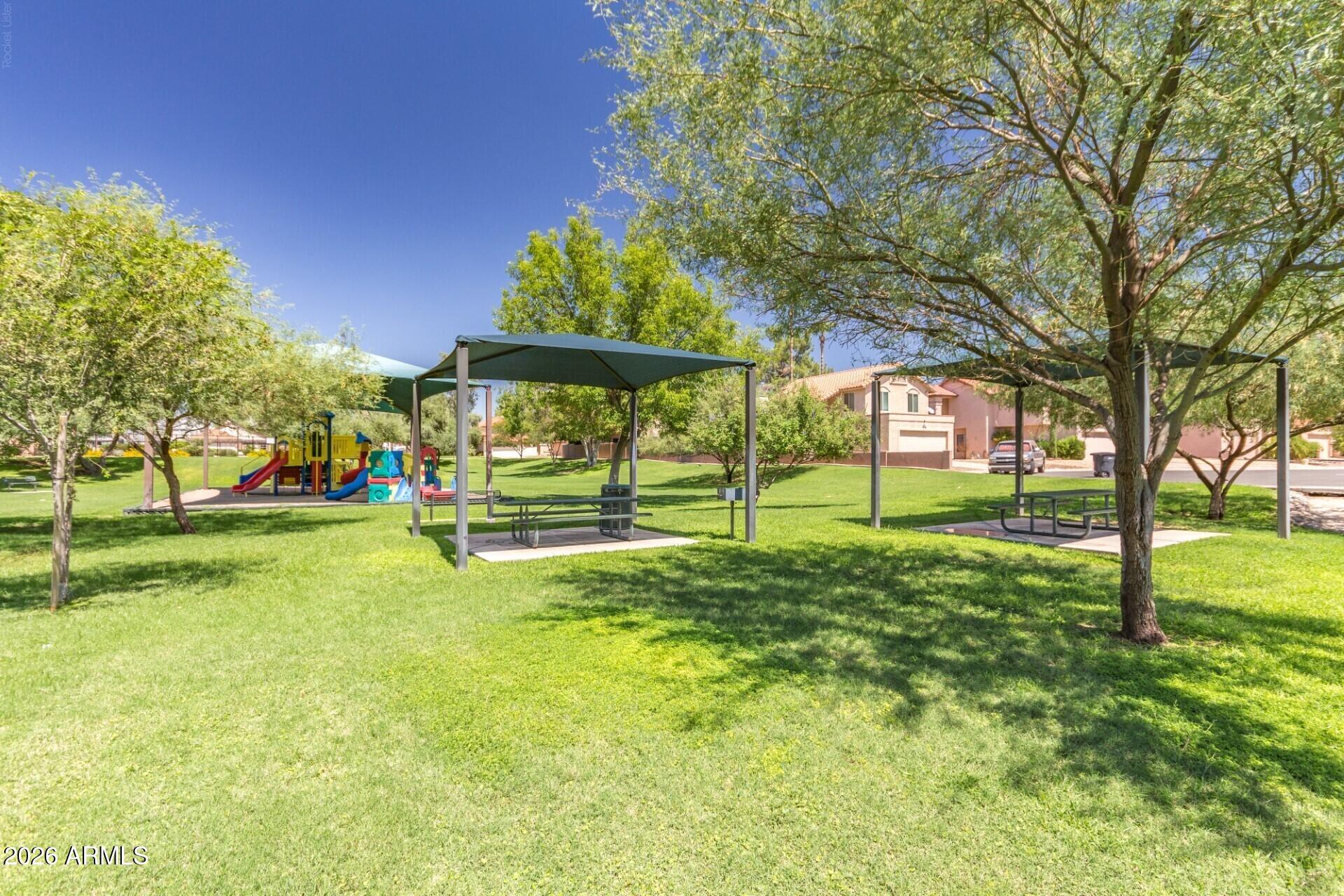 857 E MANOR Drive