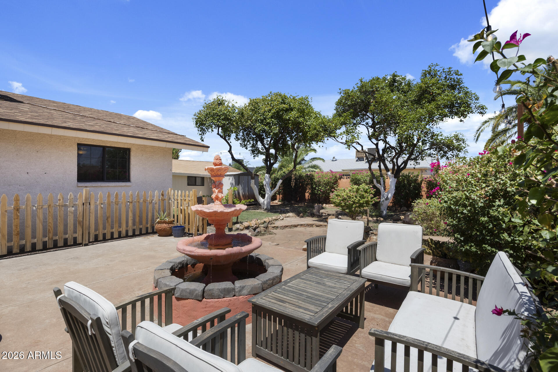 1546 E FLOWER Circle