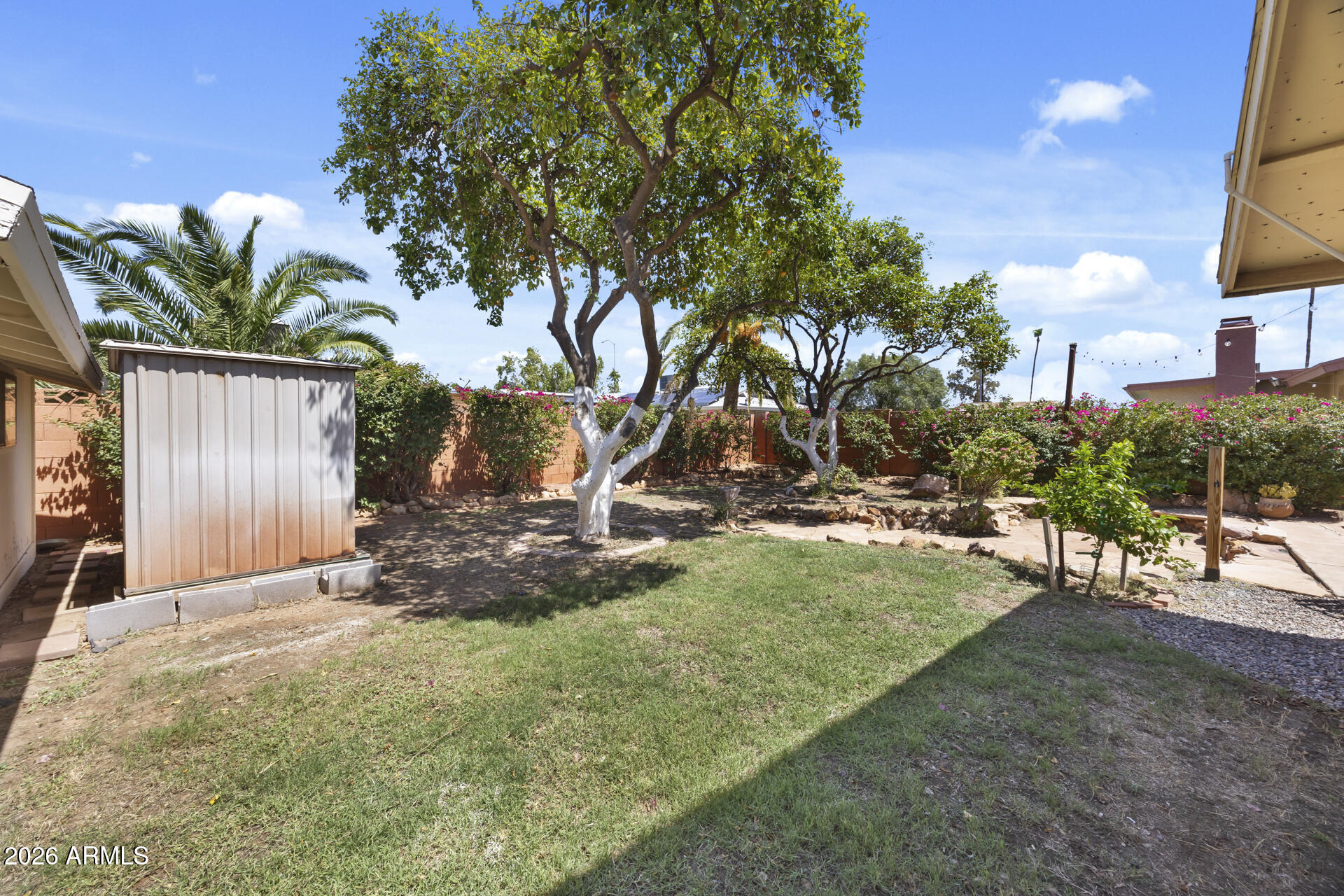 1546 E FLOWER Circle