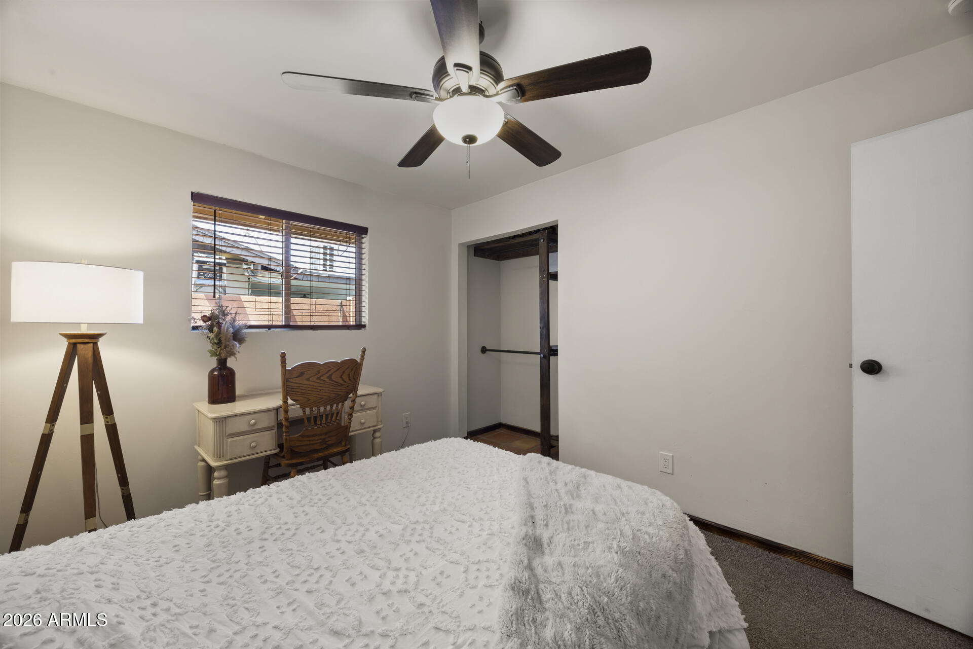 1546 E FLOWER Circle