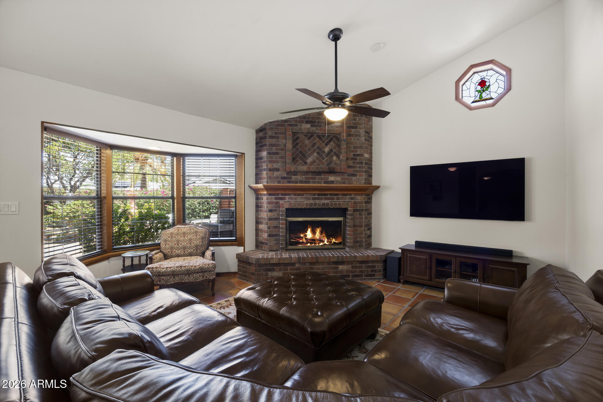 1546 E FLOWER Circle