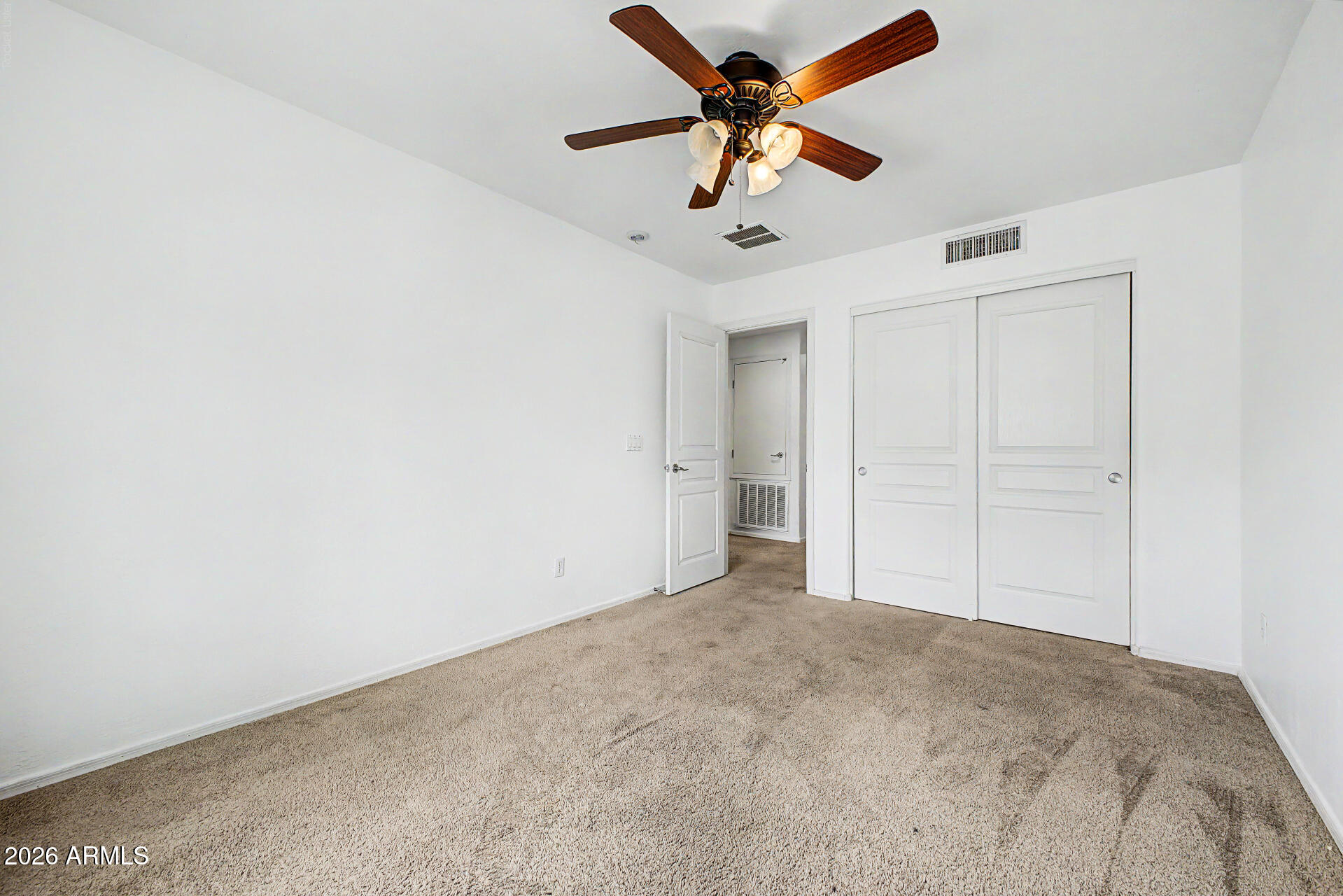 92 E Palomino Drive
