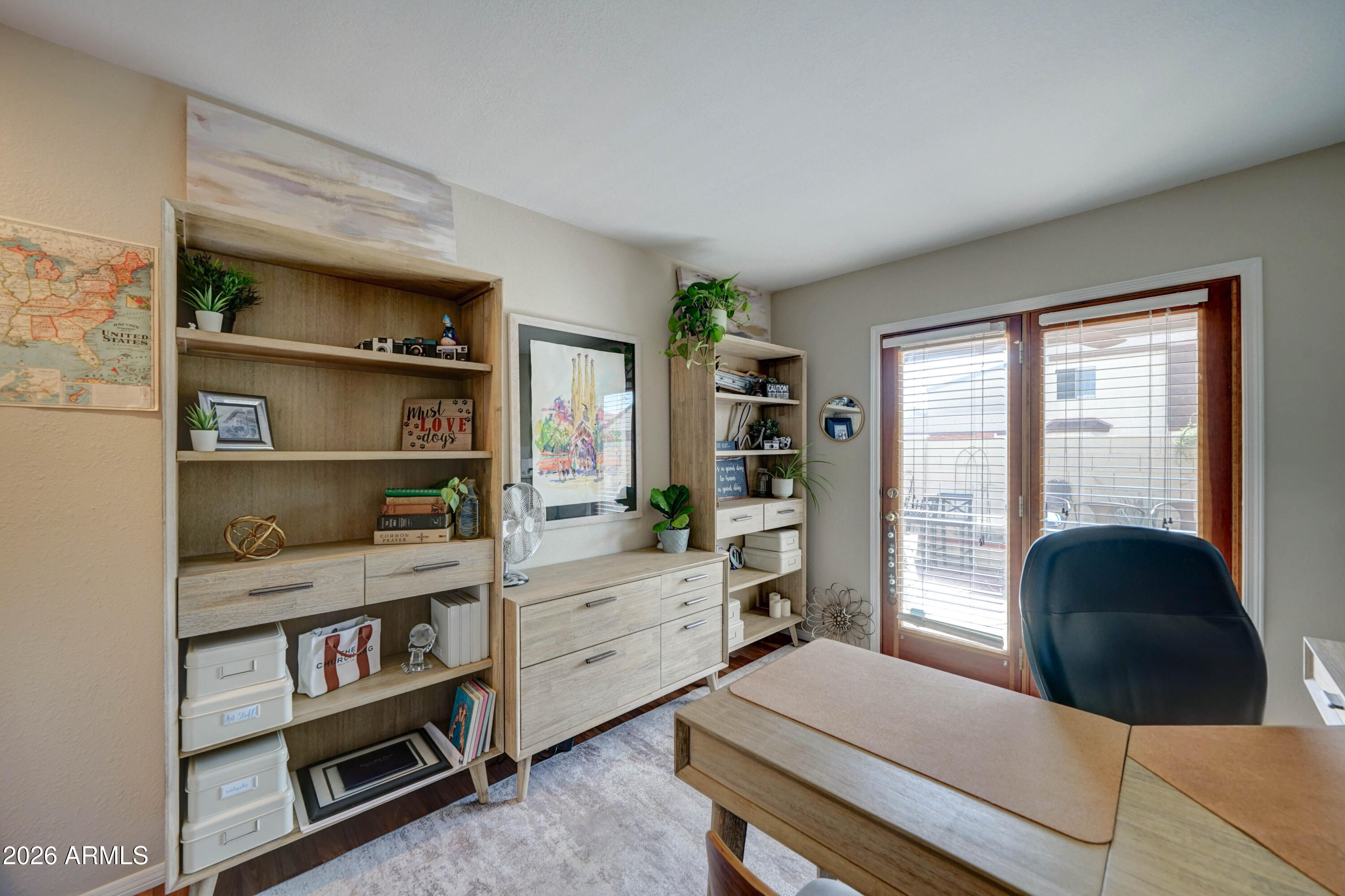 2511 E SHAW BUTTE Drive