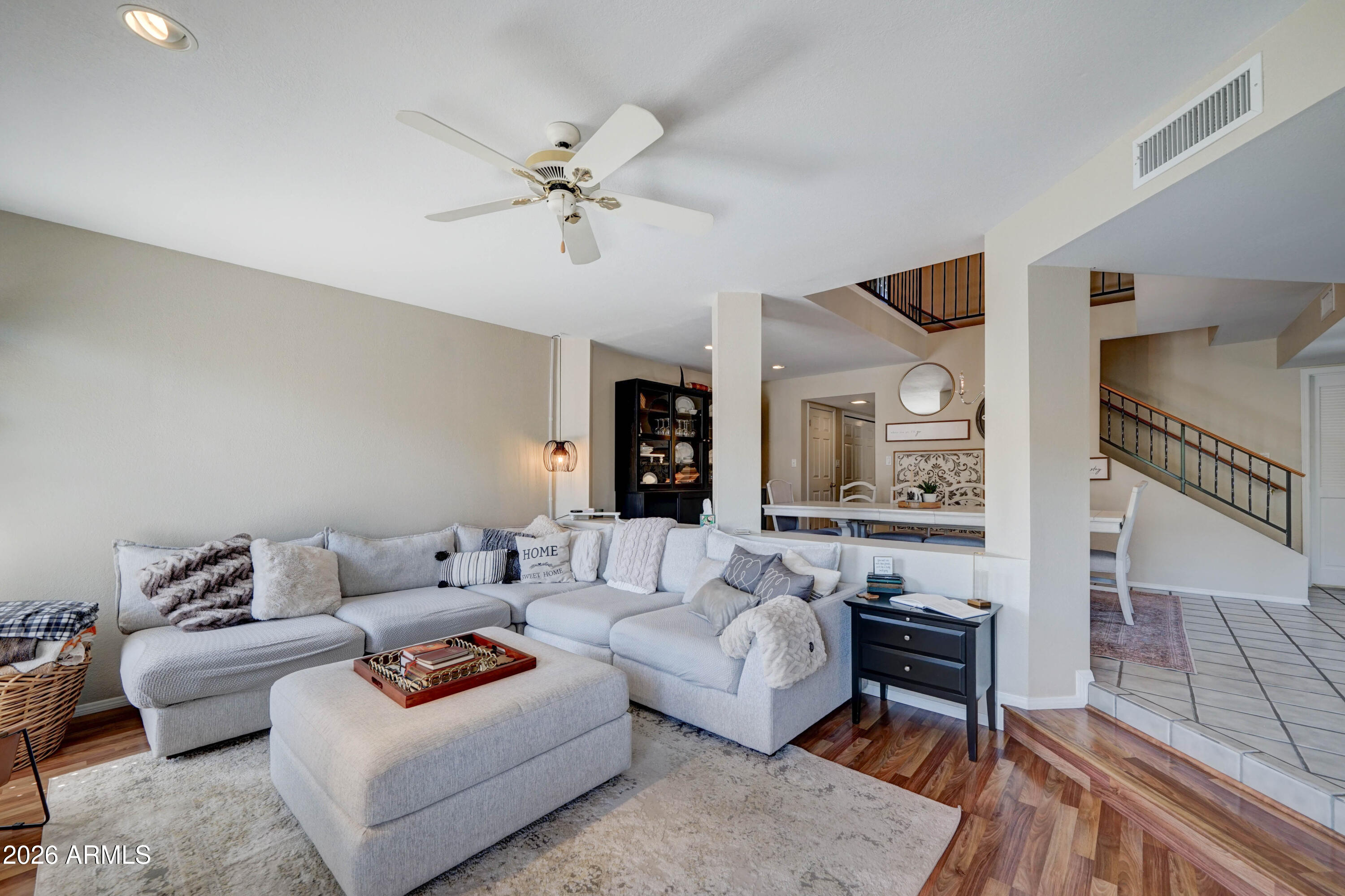 2511 E SHAW BUTTE Drive