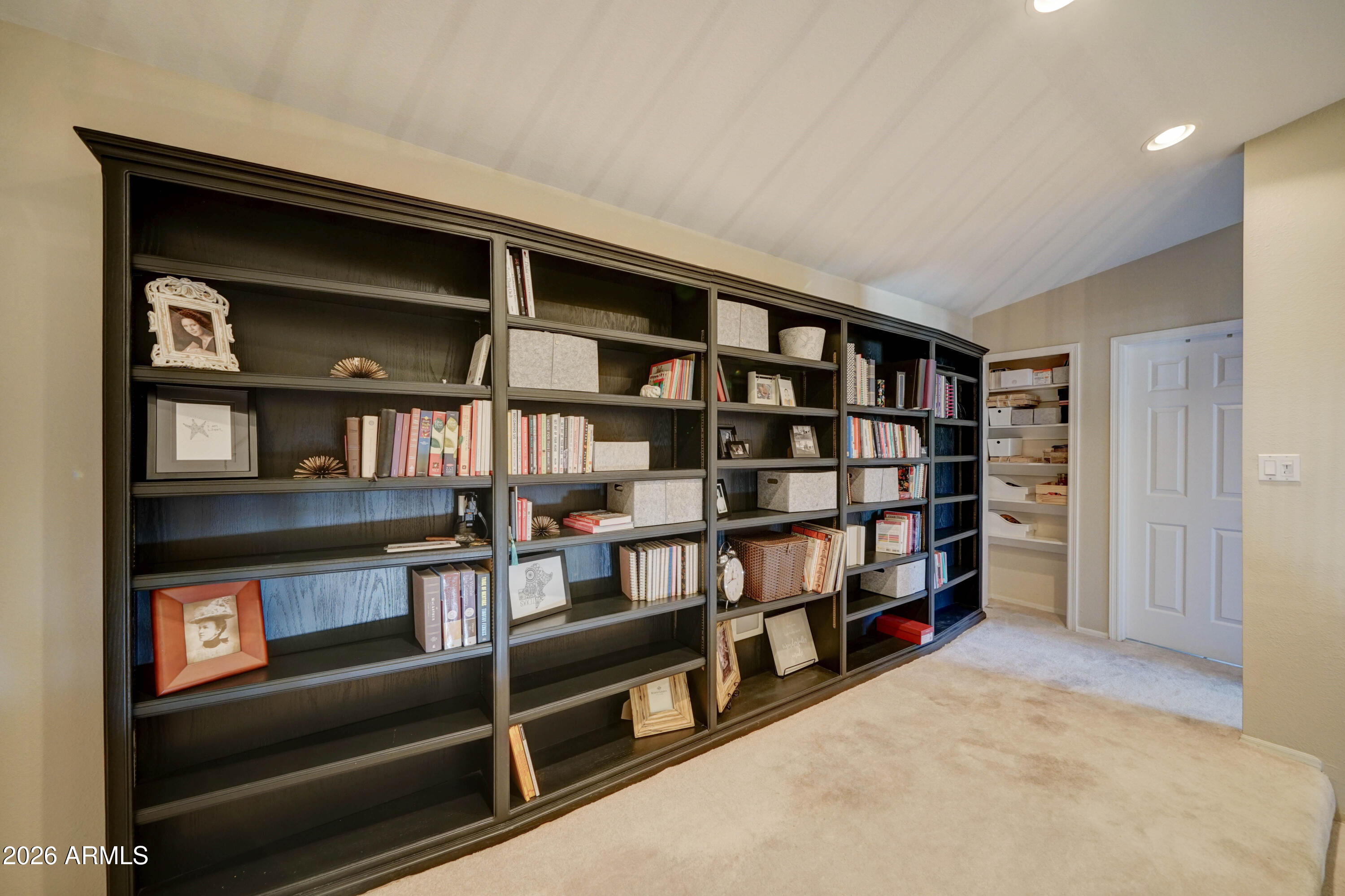 2511 E SHAW BUTTE Drive