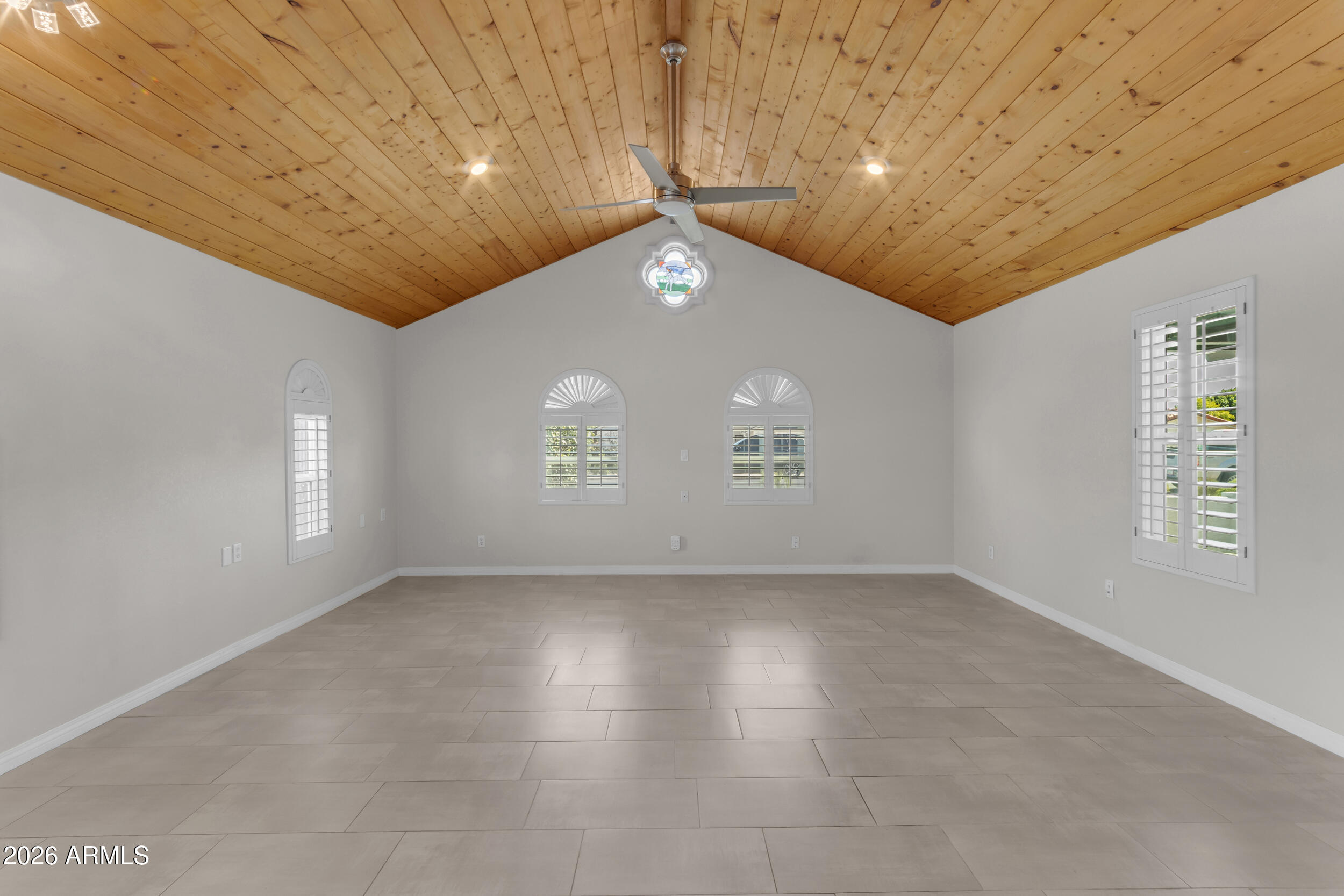 2422 E Kael Circle