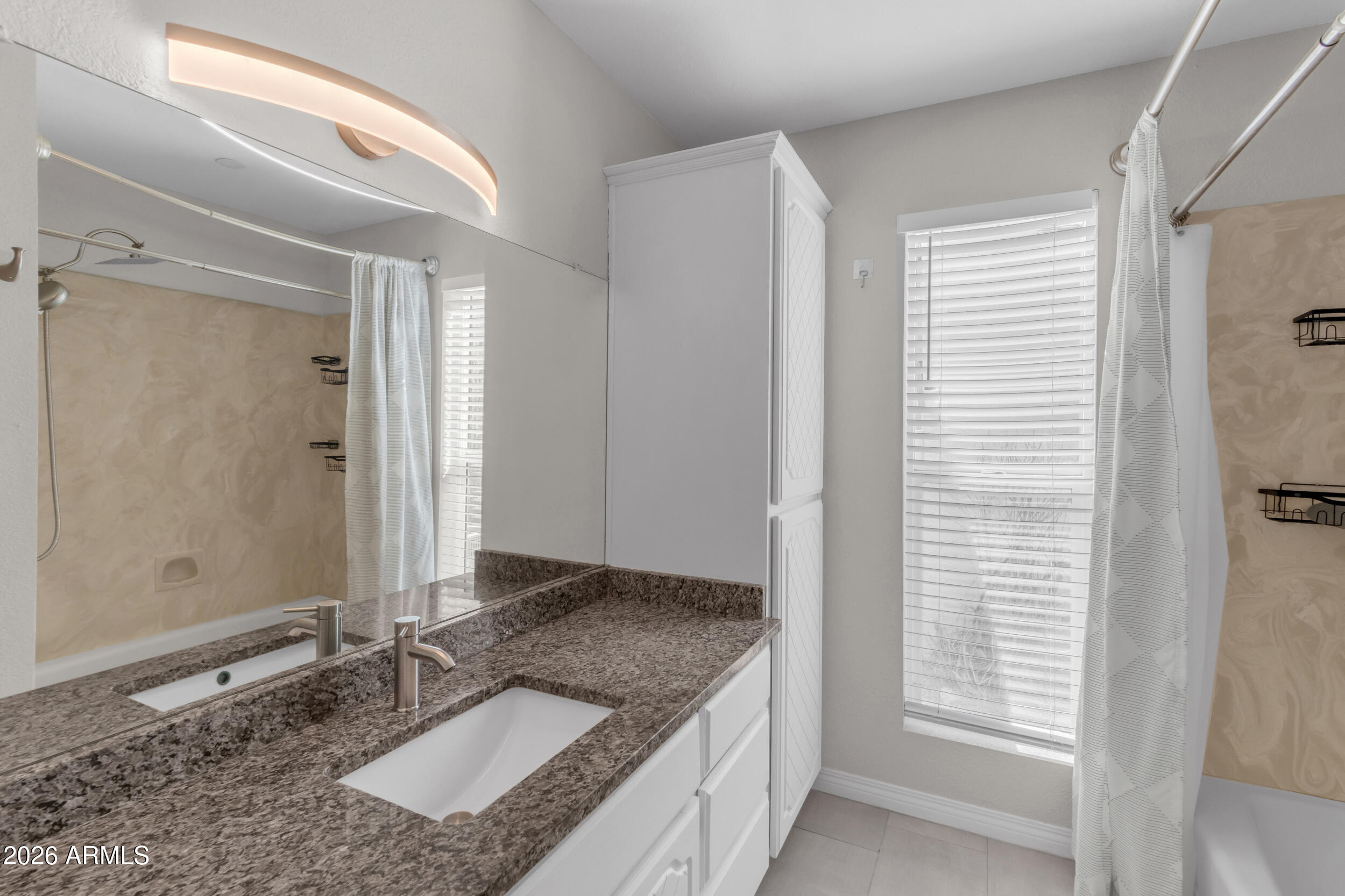 2422 E Kael Circle