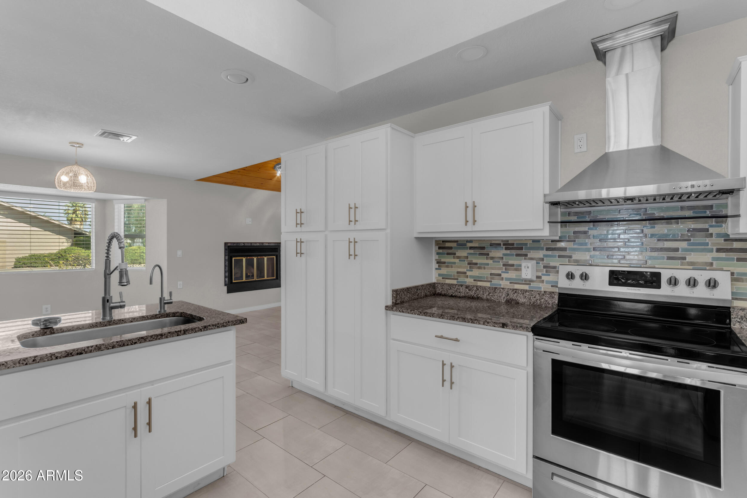 2422 E Kael Circle