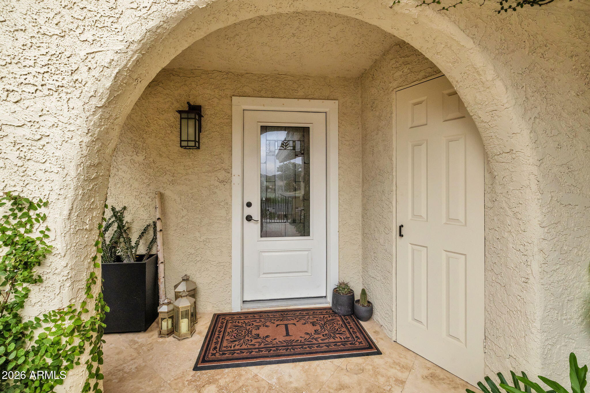 7609 N LYNN OAKS Drive