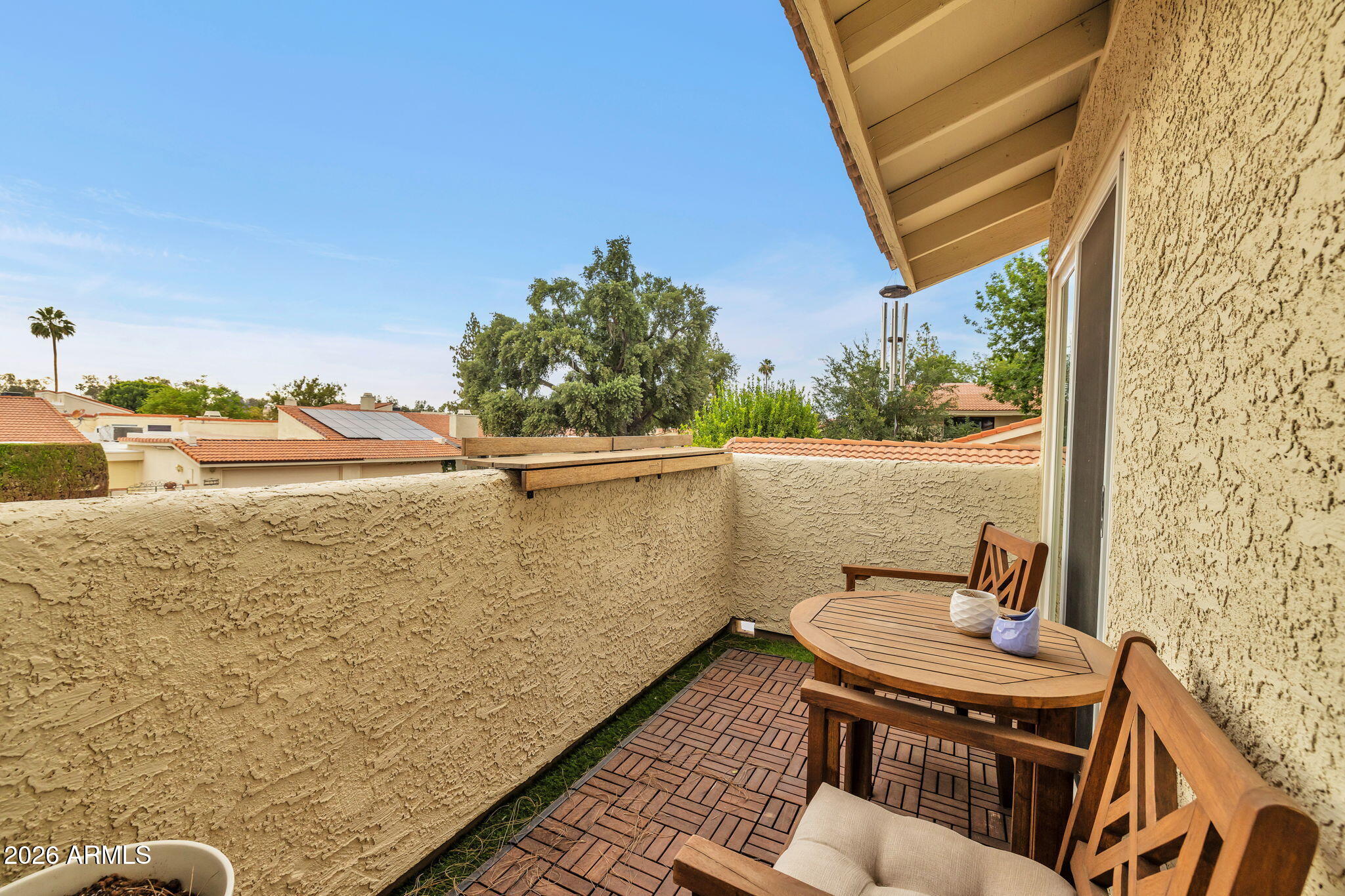 7609 N LYNN OAKS Drive