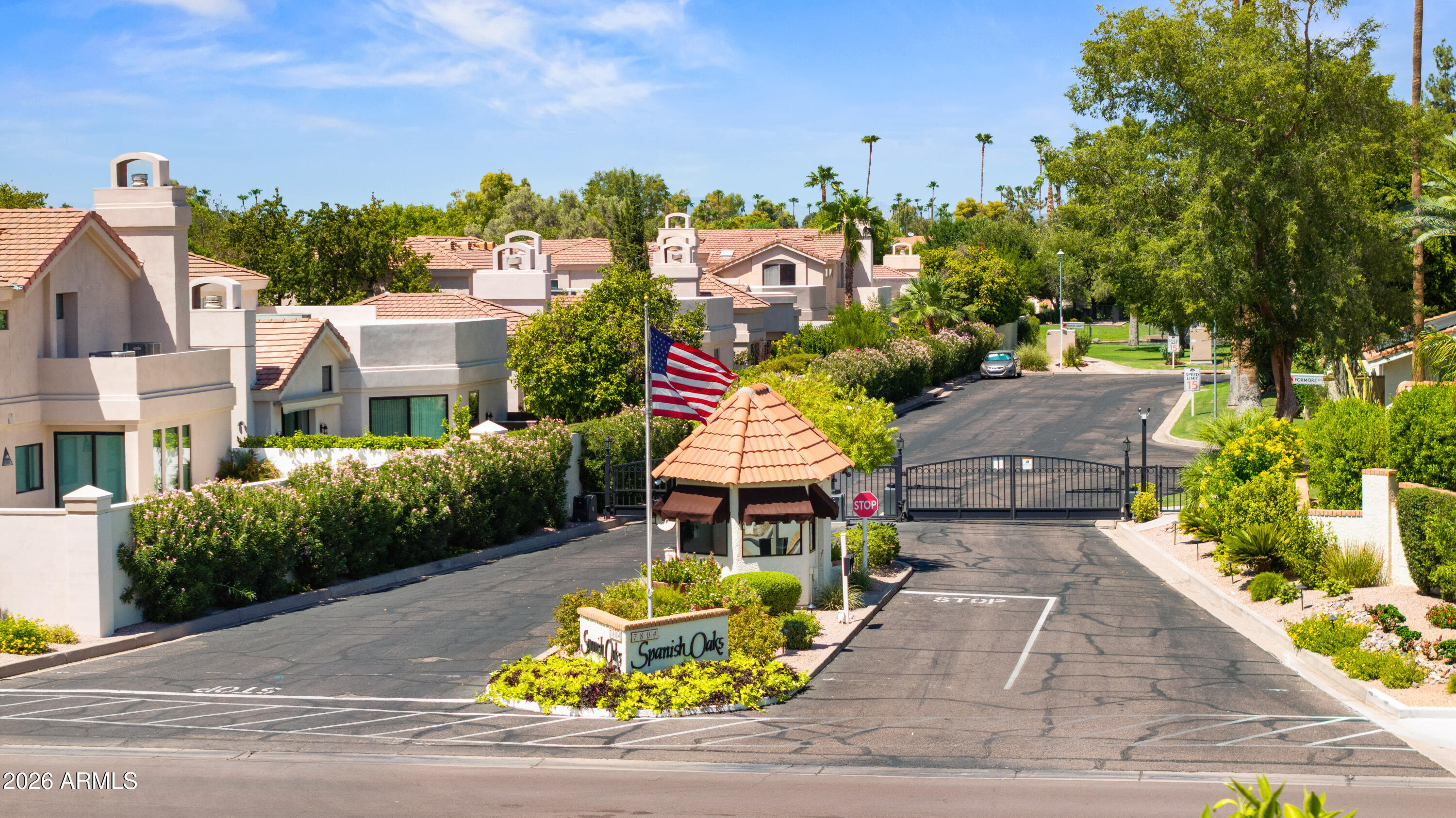 7609 N LYNN OAKS Drive