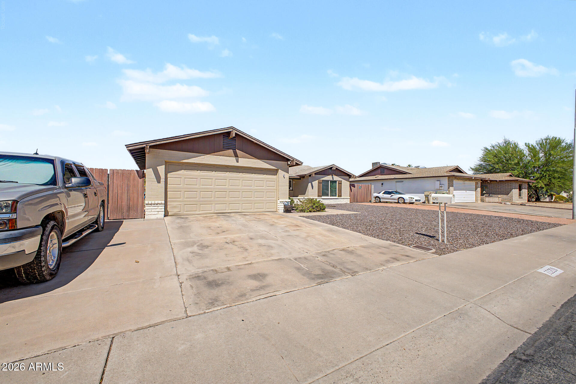 11210 N 52ND Avenue