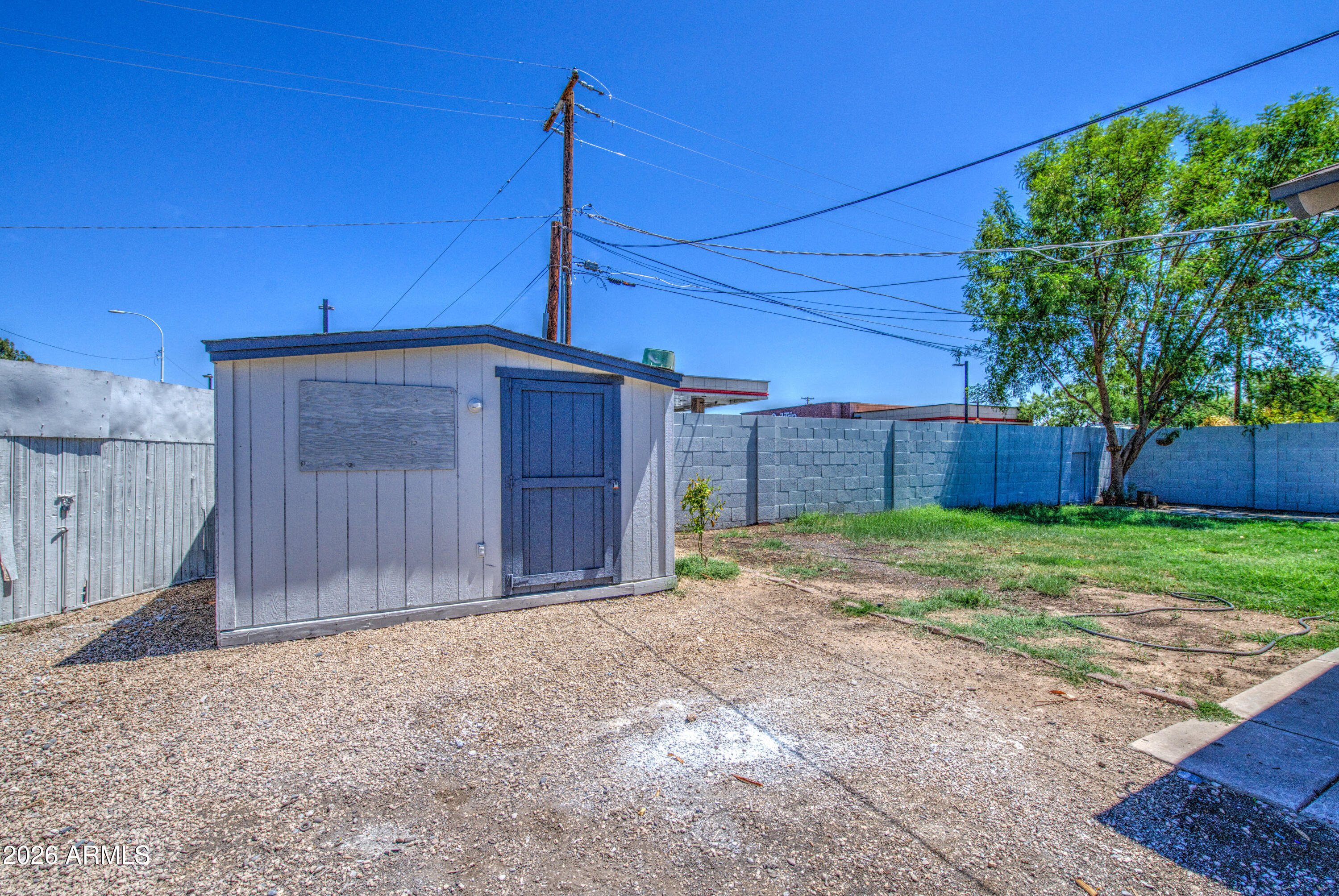 6853 N 36TH Drive