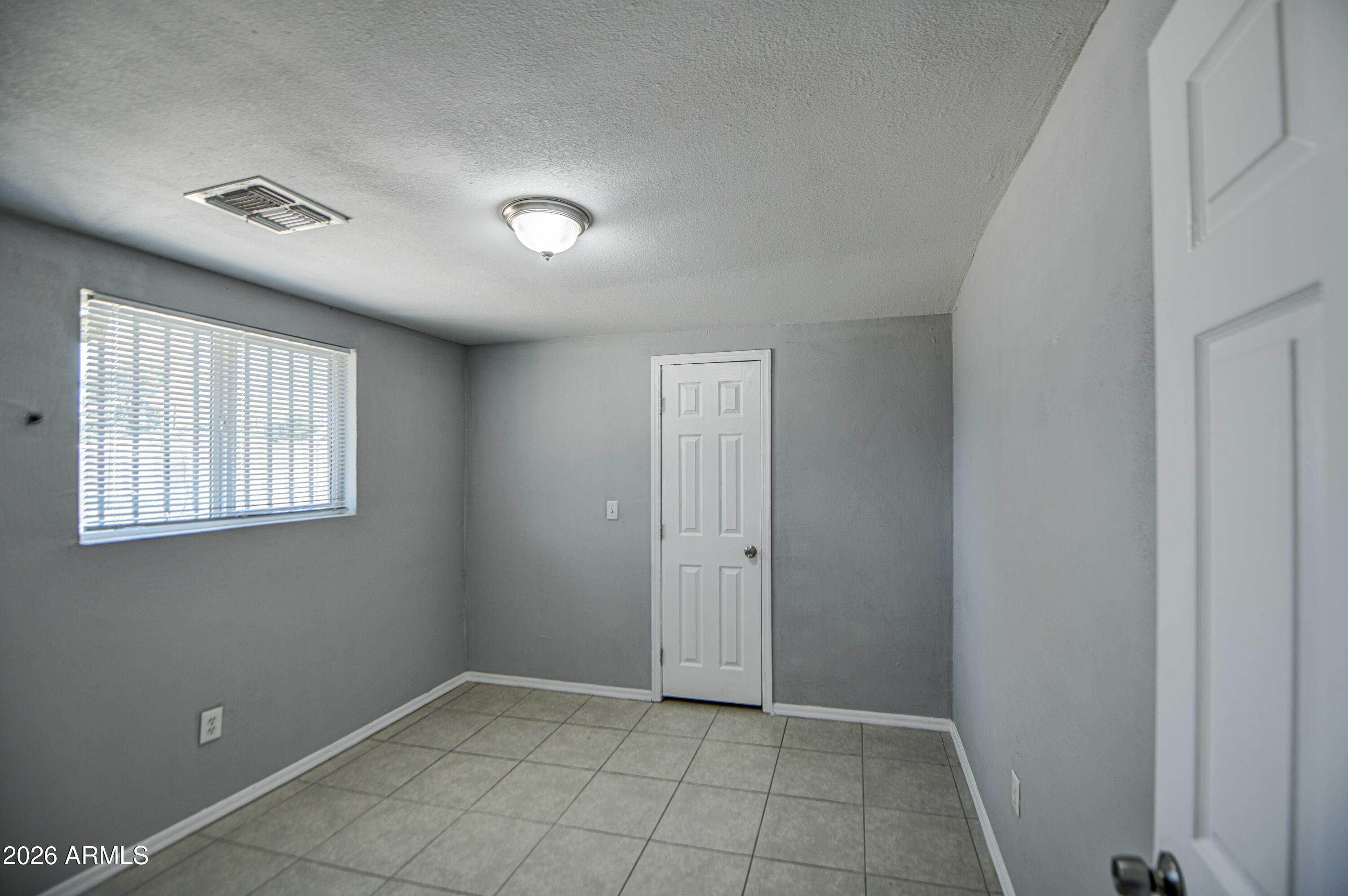 3530 N 63RD Drive
