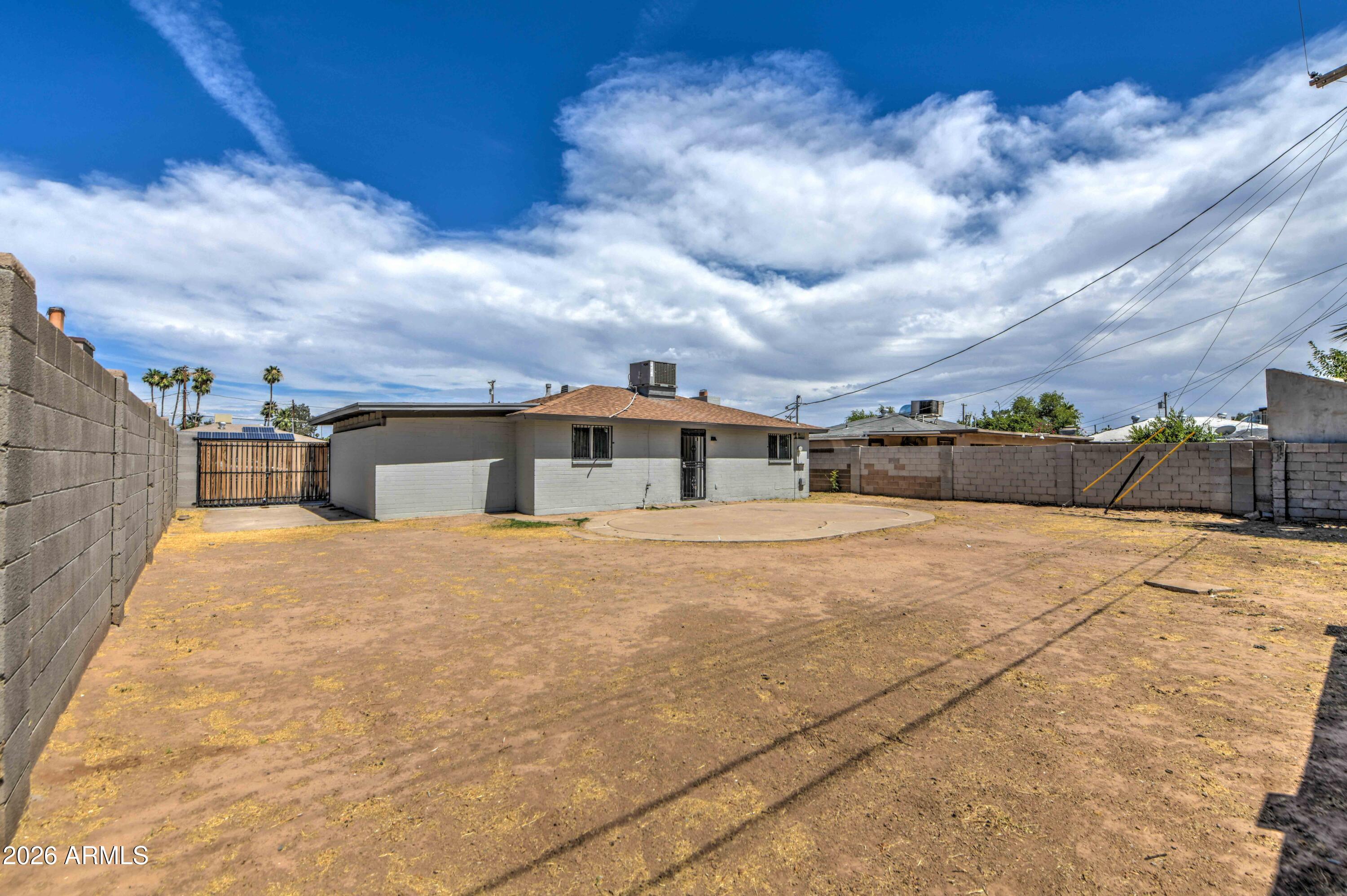 3530 N 63RD Drive
