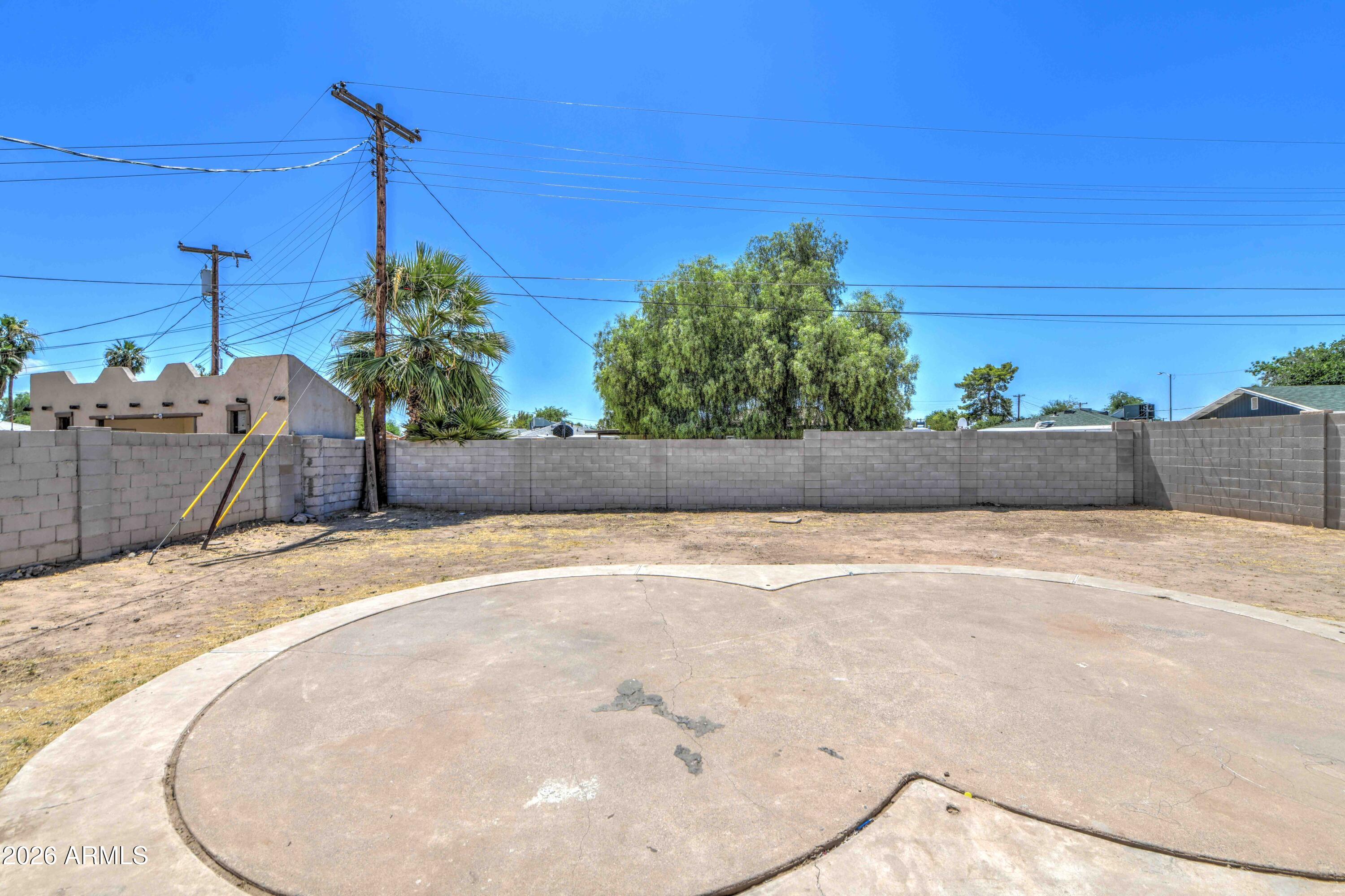 3530 N 63RD Drive
