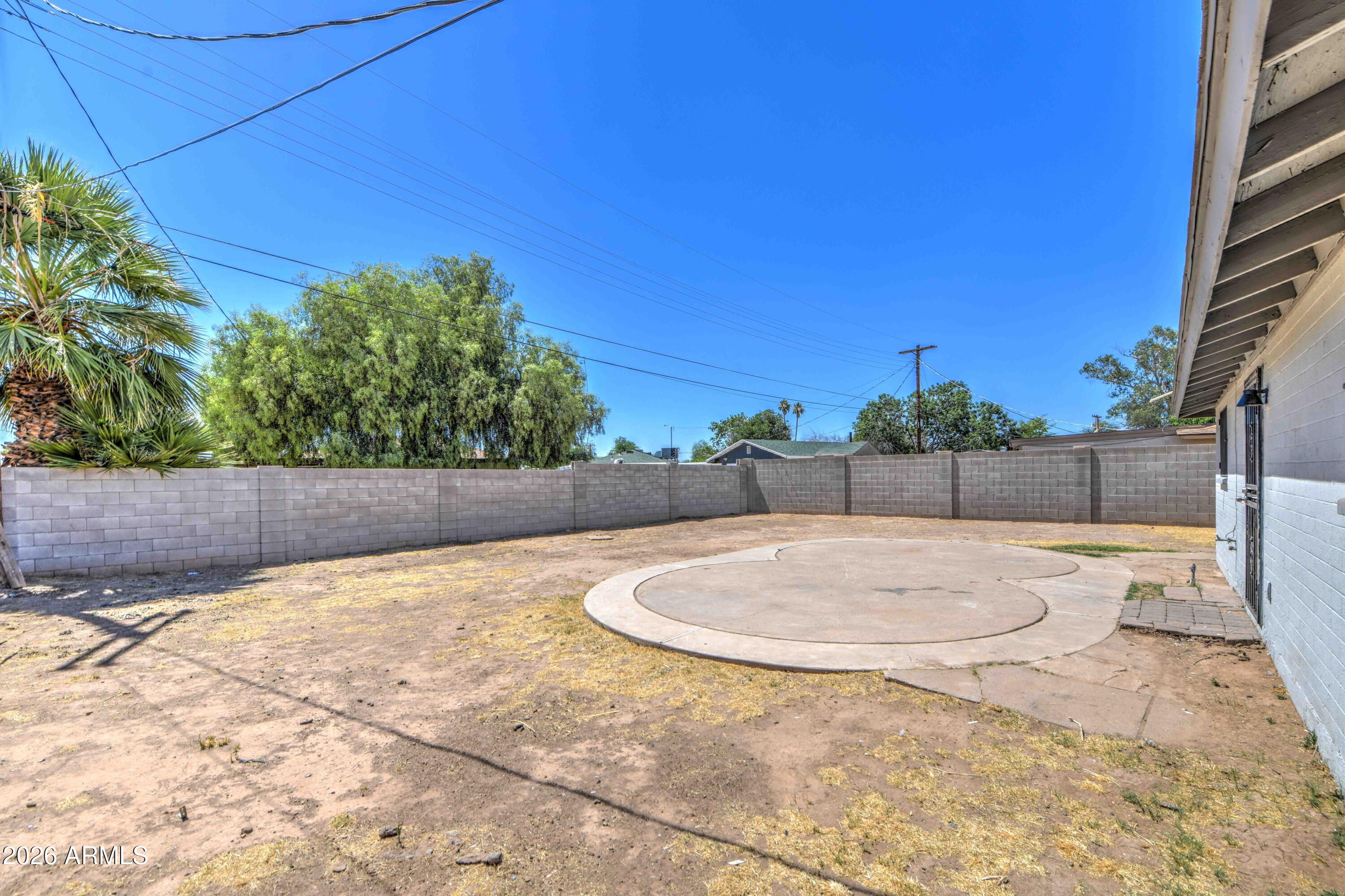 3530 N 63RD Drive