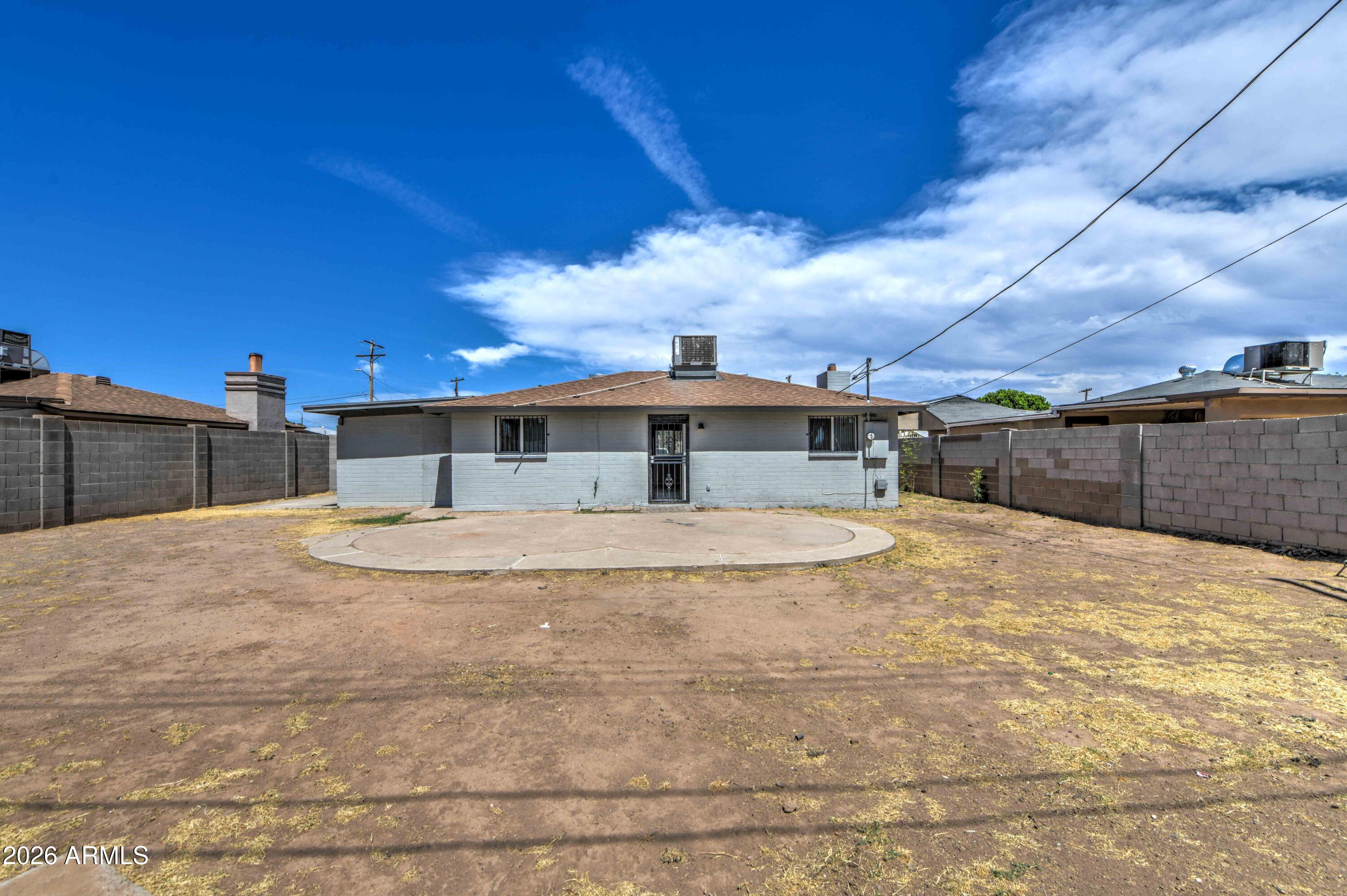3530 N 63RD Drive