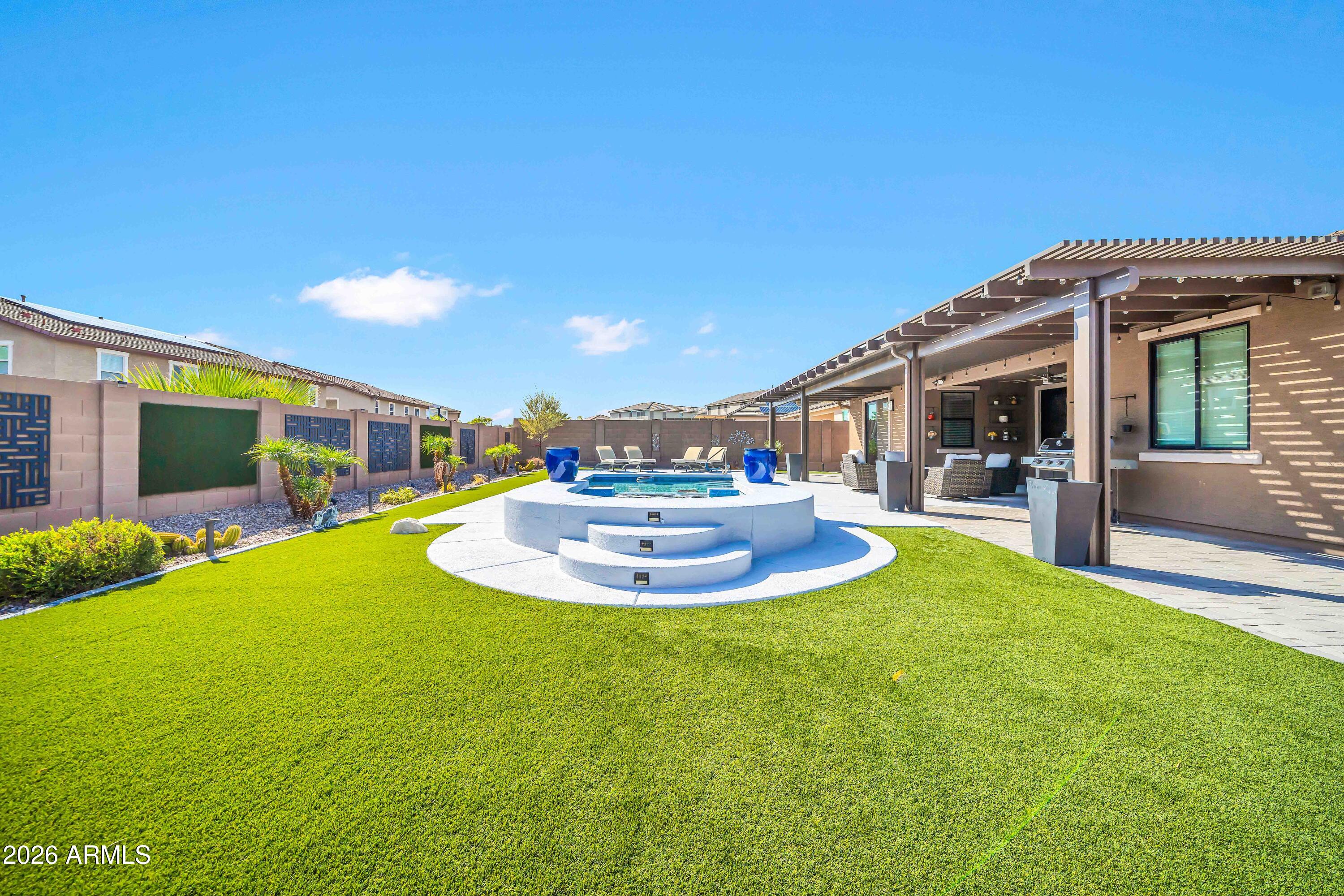 3713 W ABRAMS Drive