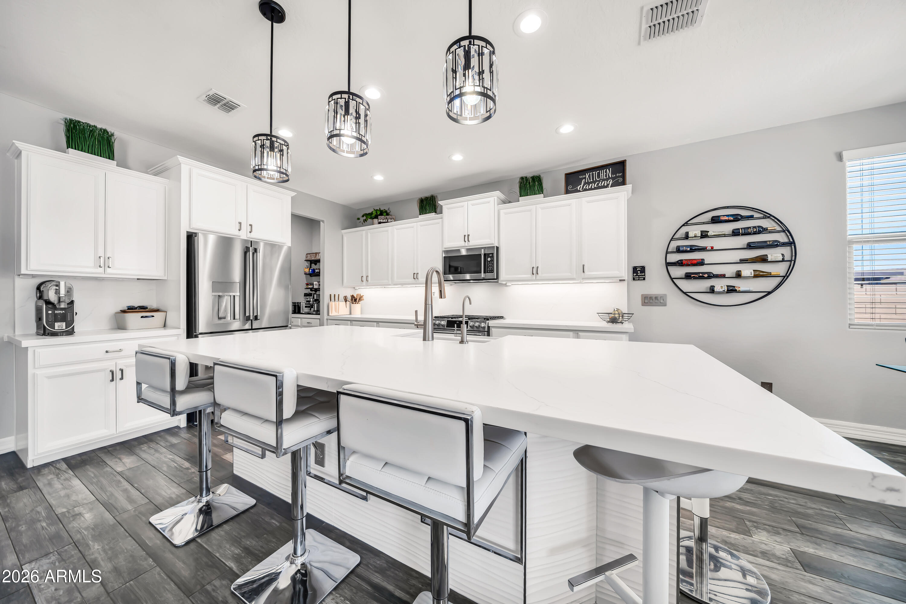 3713 W ABRAMS Drive