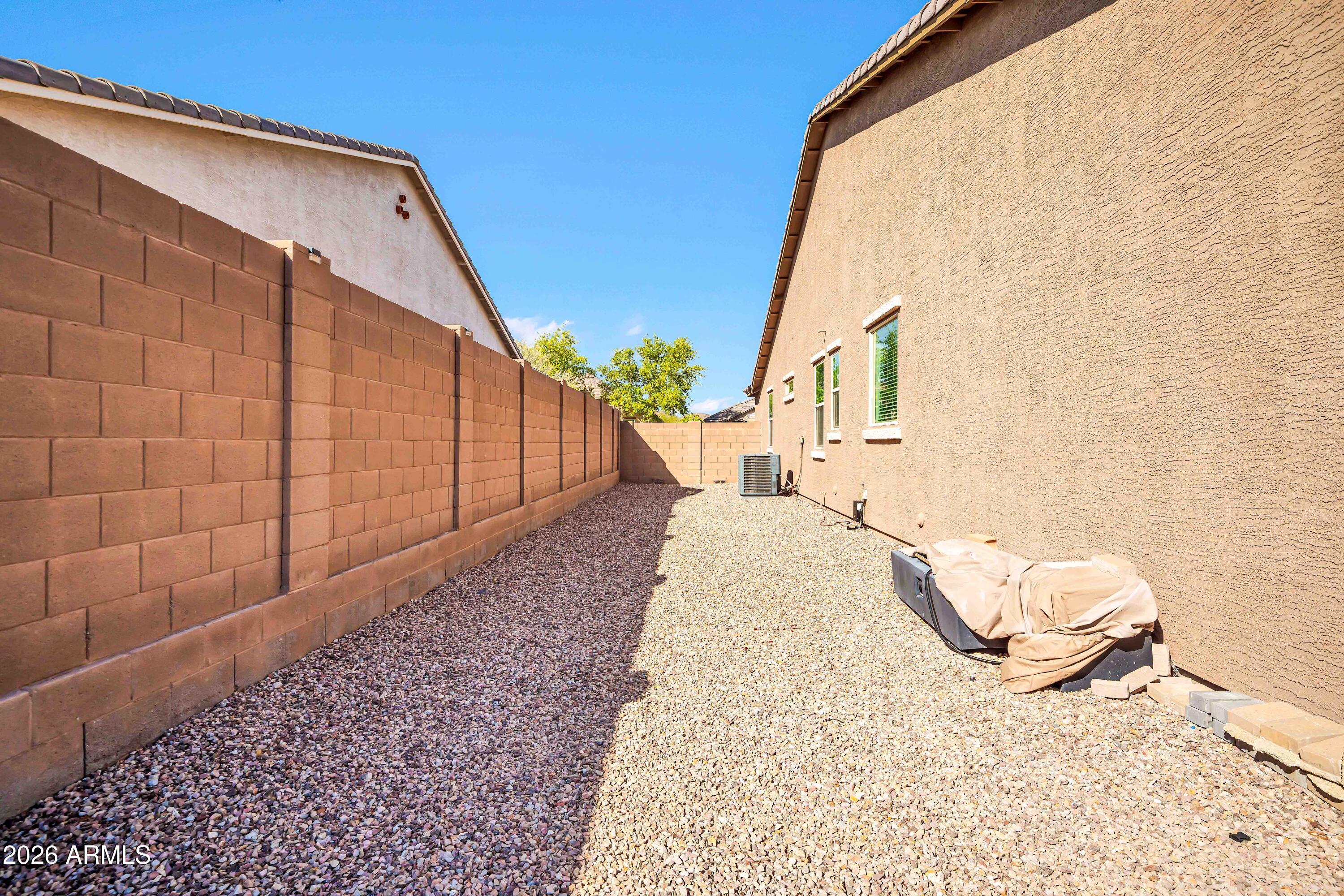 3713 W ABRAMS Drive