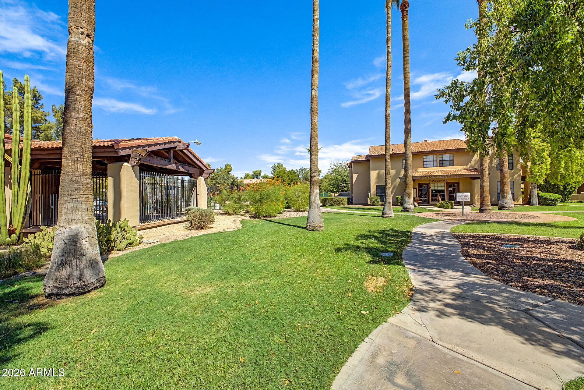 1351 N PLEASANT Drive 2049