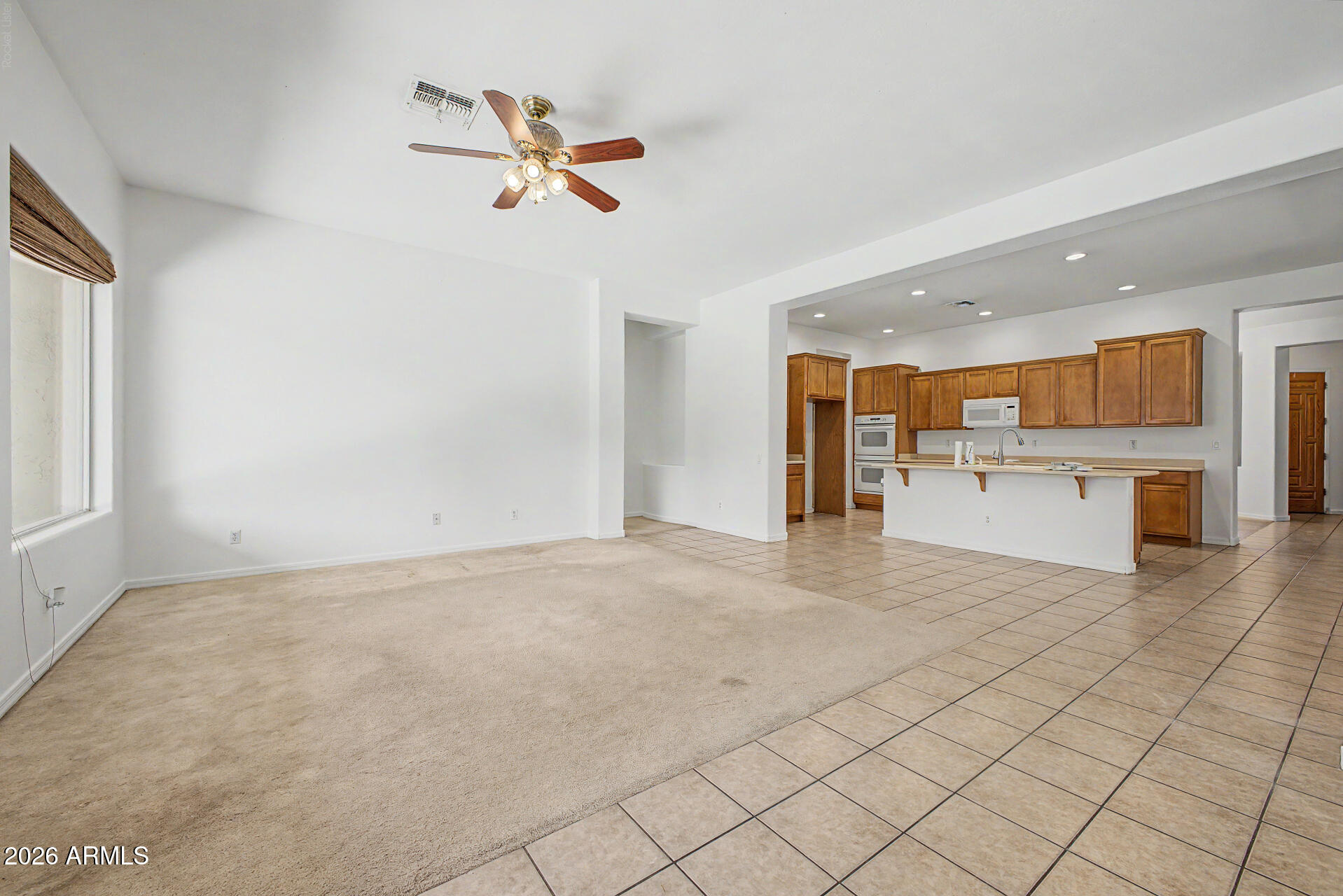 667 E RIVIERA Drive