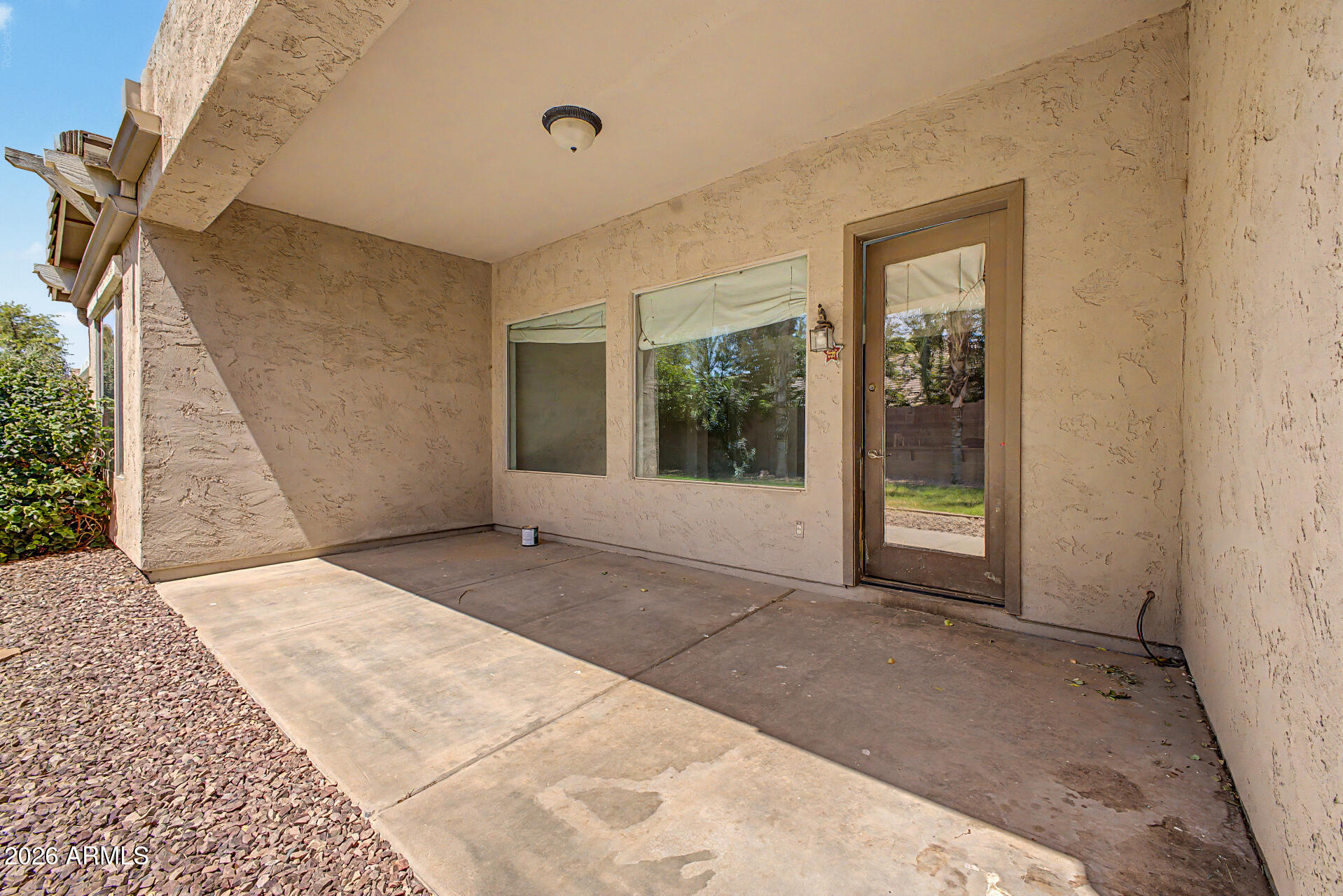 667 E RIVIERA Drive