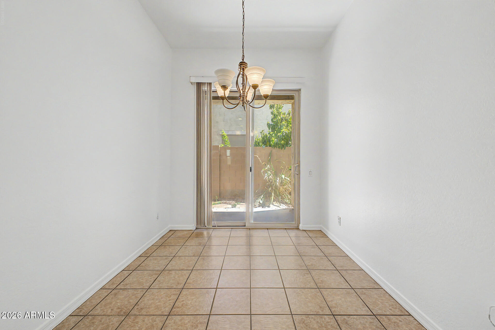 667 E RIVIERA Drive