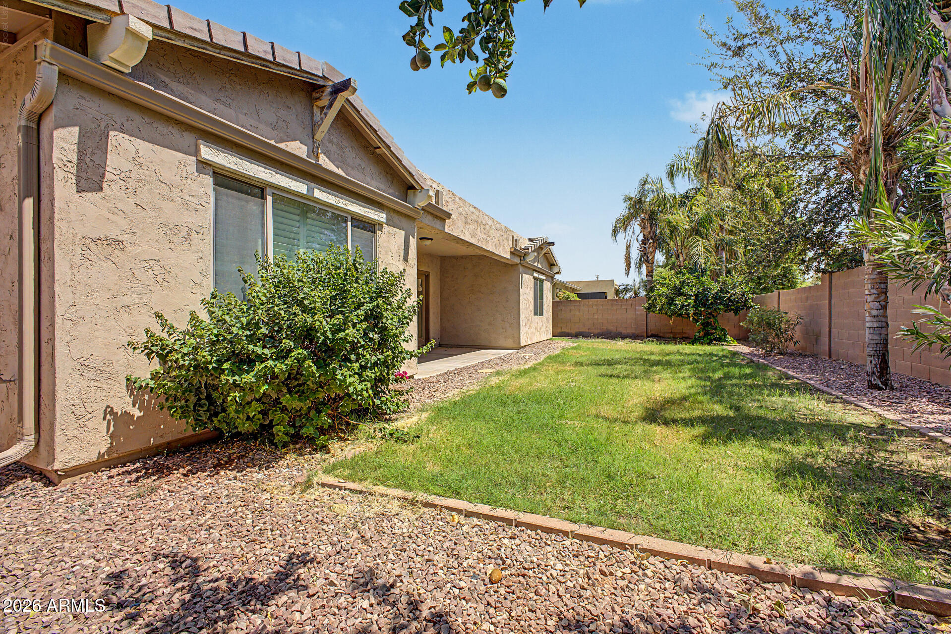 667 E RIVIERA Drive