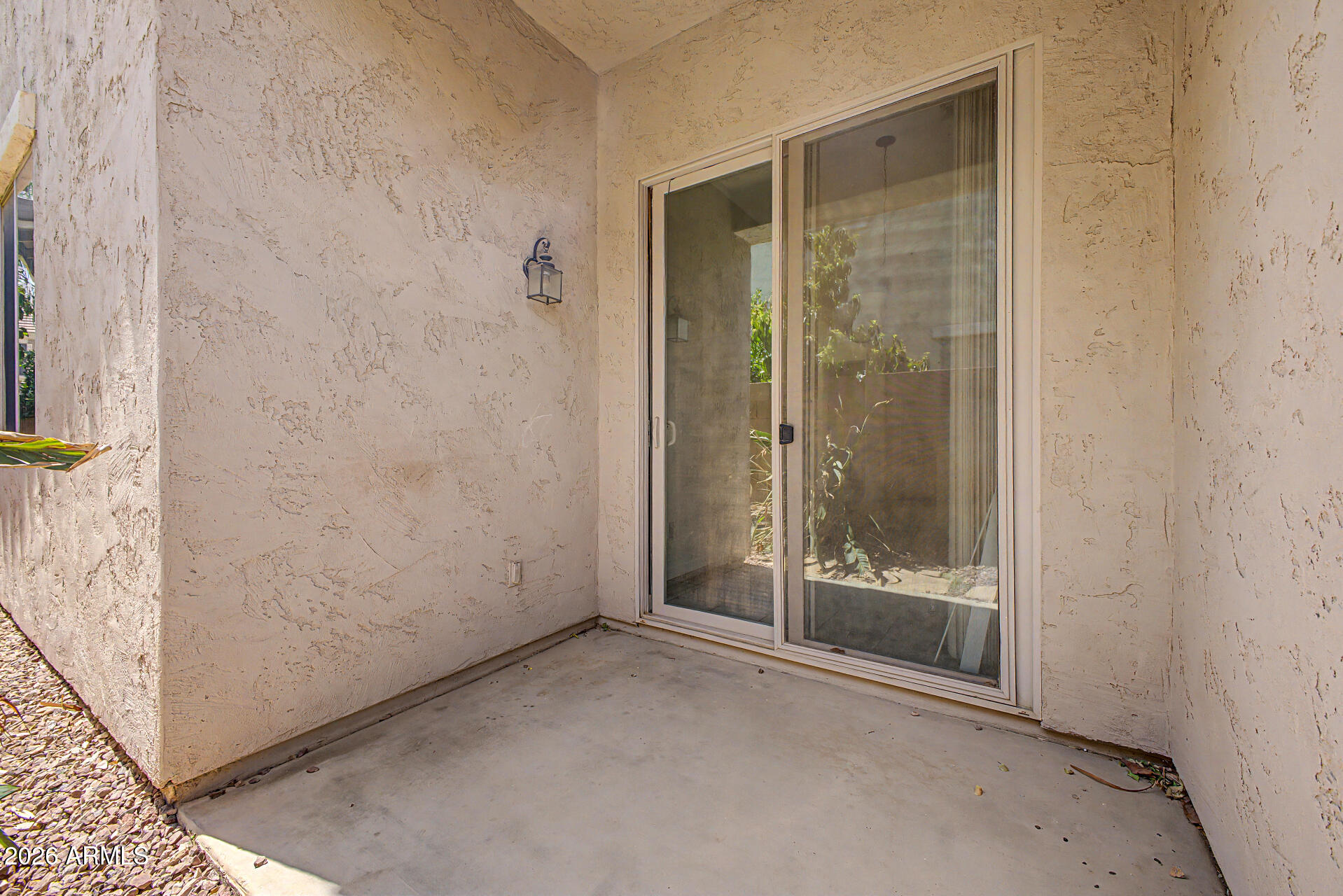 667 E RIVIERA Drive