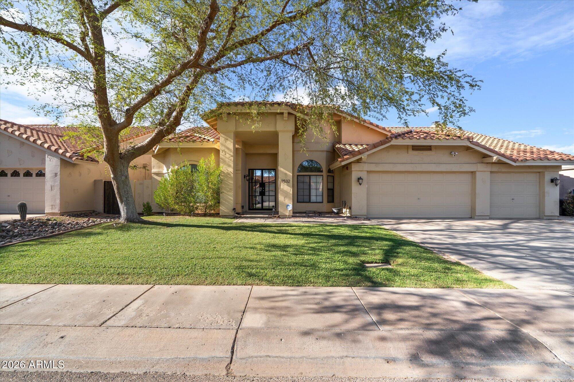 9532 E Corrine Drive