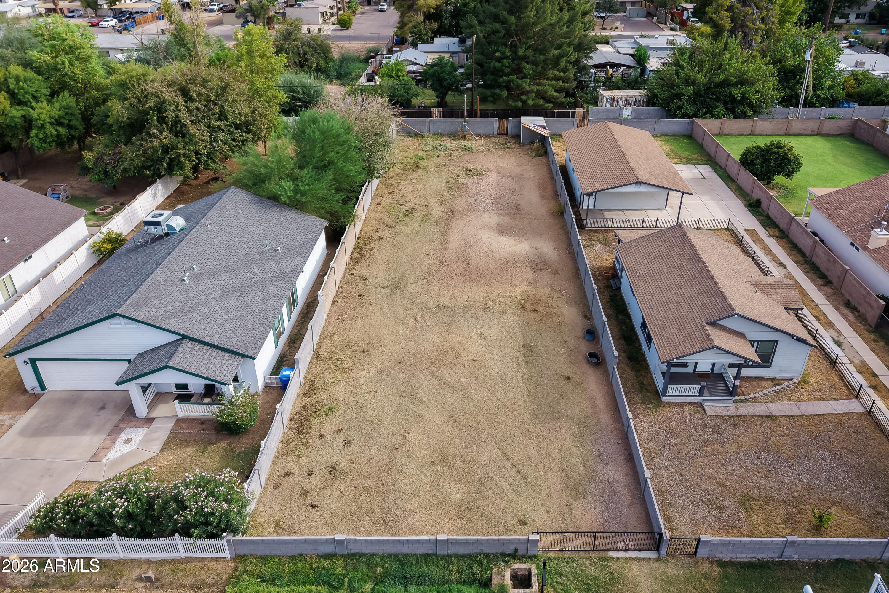 2217 W Hayward Avenue -