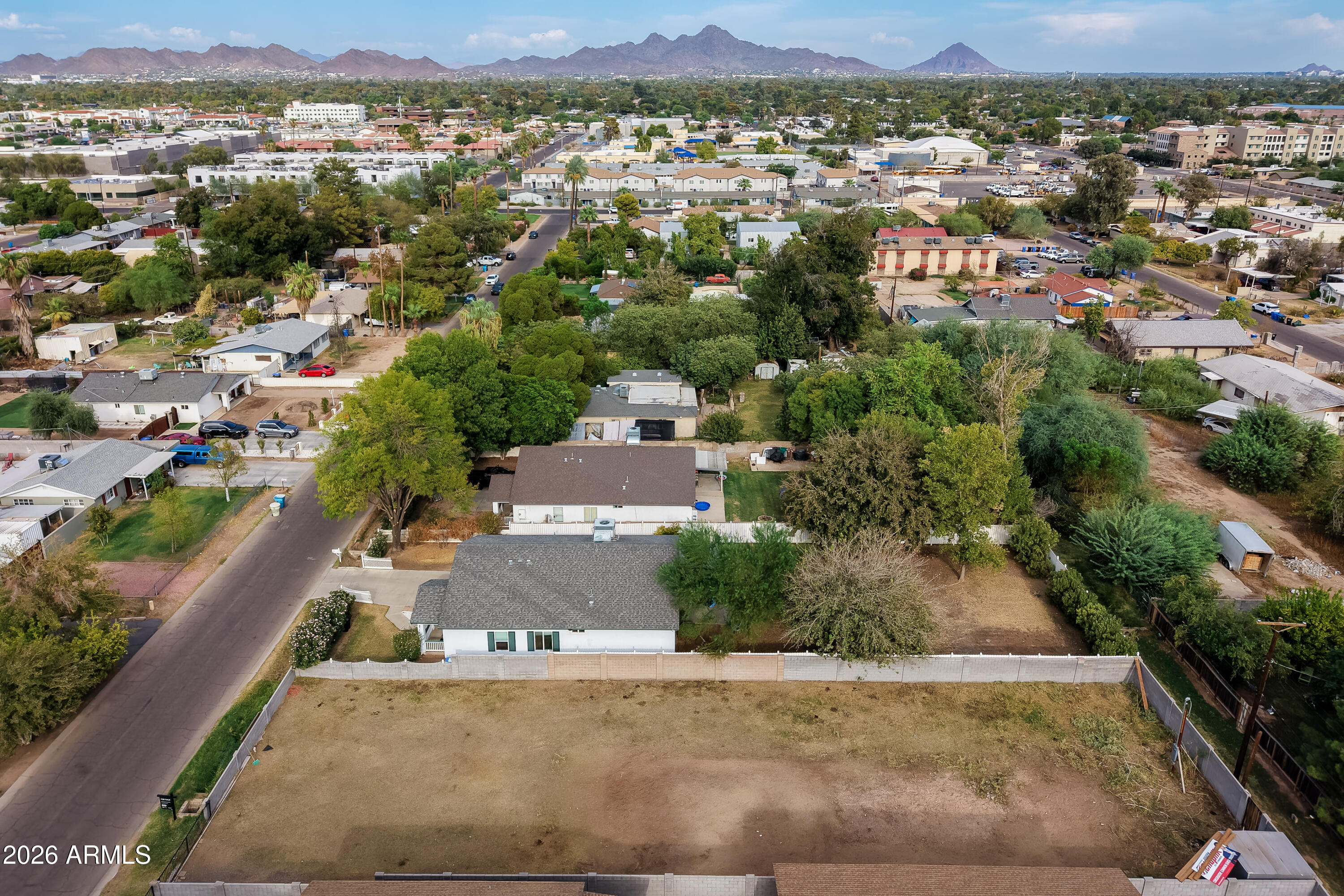 2217 W Hayward Avenue -