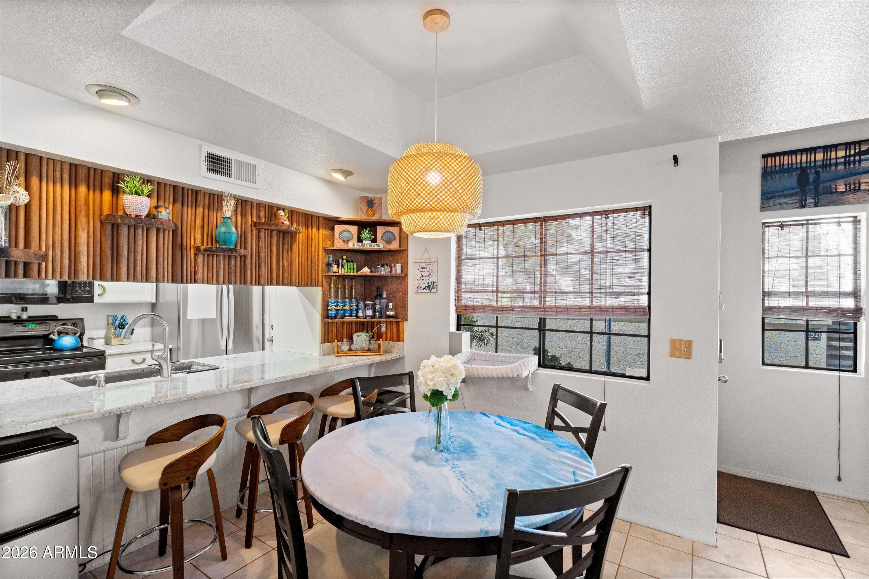 1222 W BASELINE Road 153